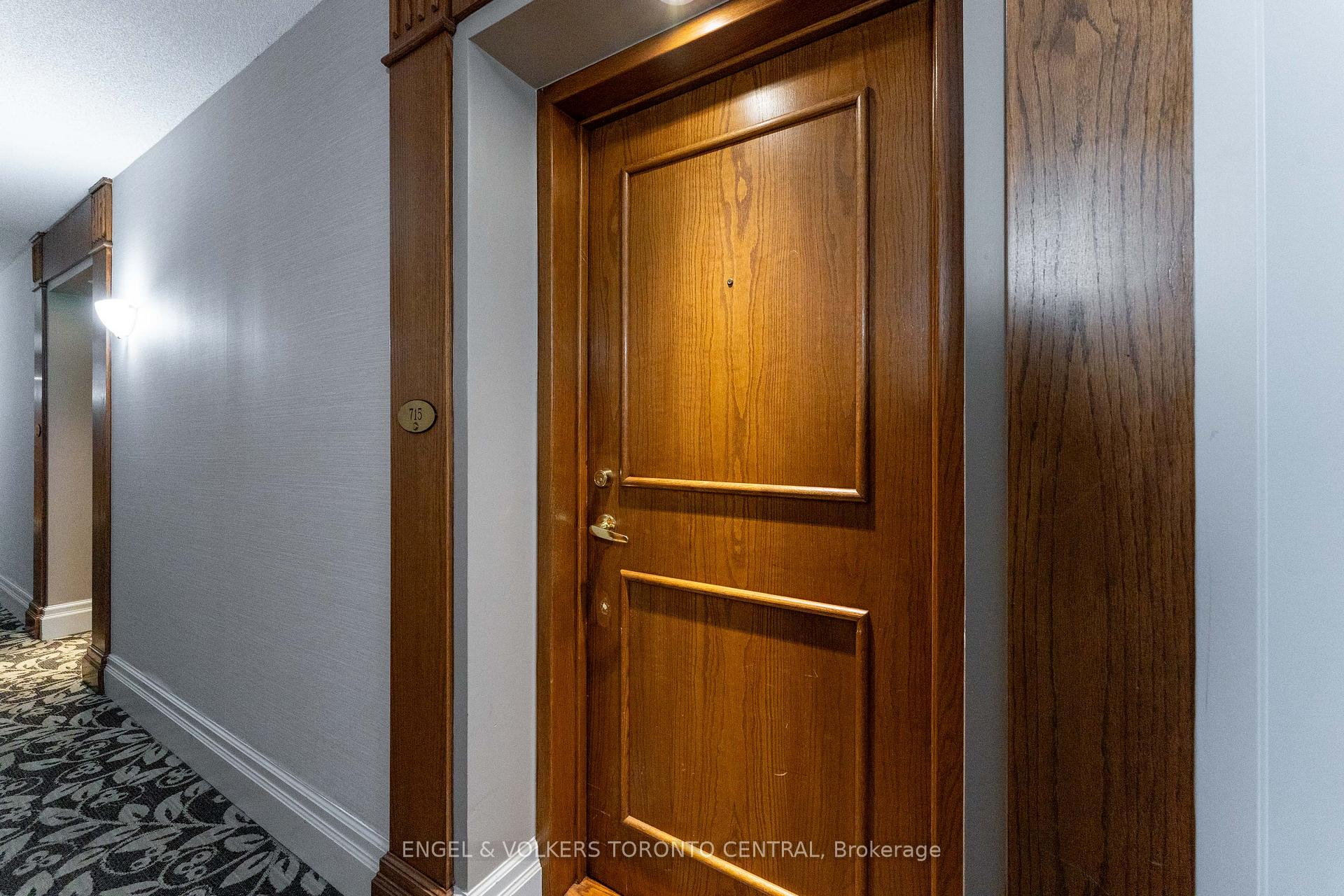 Photo 14 of Unit 715, 1 Lee Centre Drive, Scarborough, Woburn — HOMEH