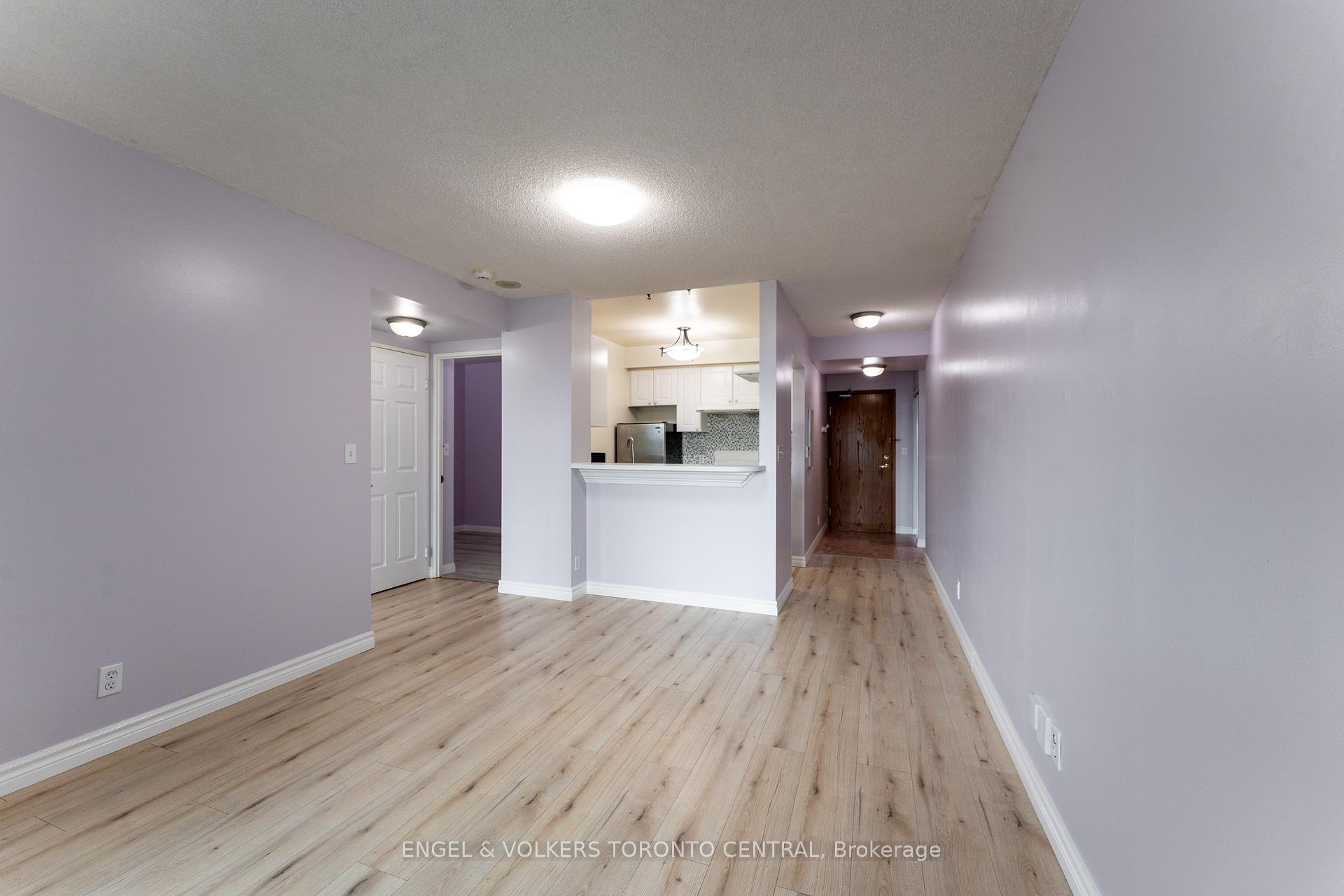 Photo 15 of Unit 715, 1 Lee Centre Drive, Scarborough, Woburn — HOMEH