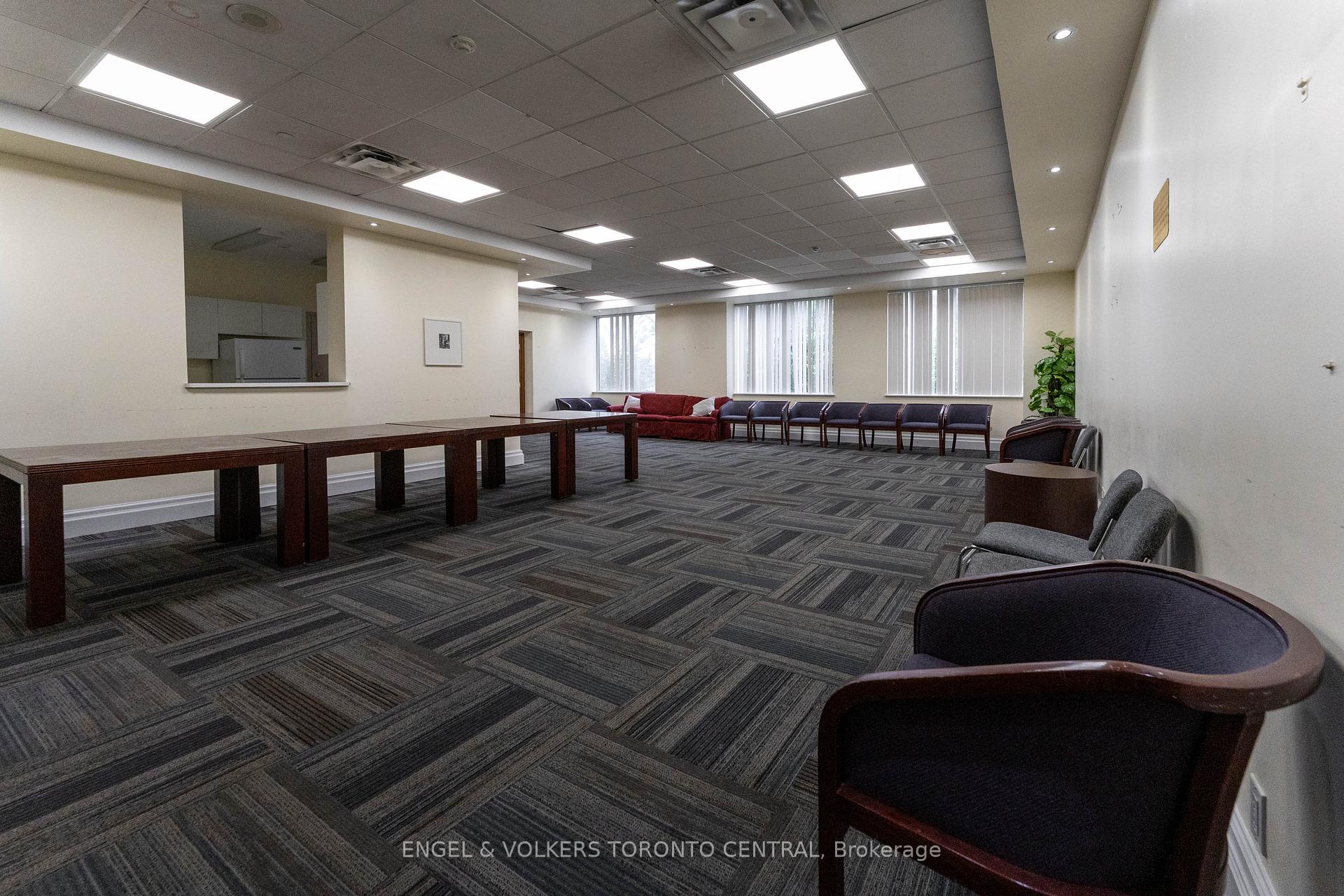 Photo 31 of Unit 715, 1 Lee Centre Drive, Scarborough, Woburn — HOMEH