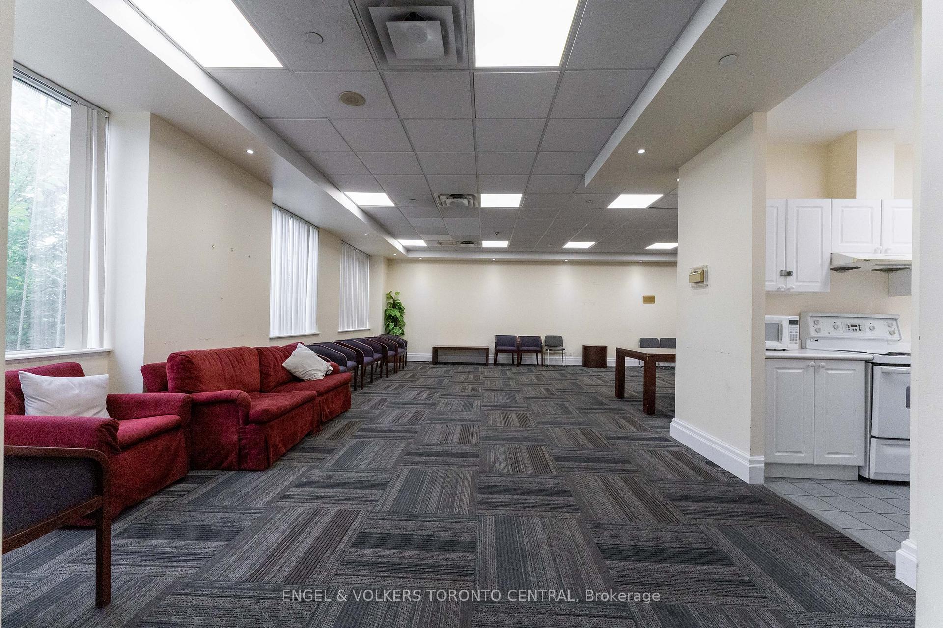 Photo 25 of Unit 715, 1 Lee Centre Drive, Scarborough, Woburn — HOMEH