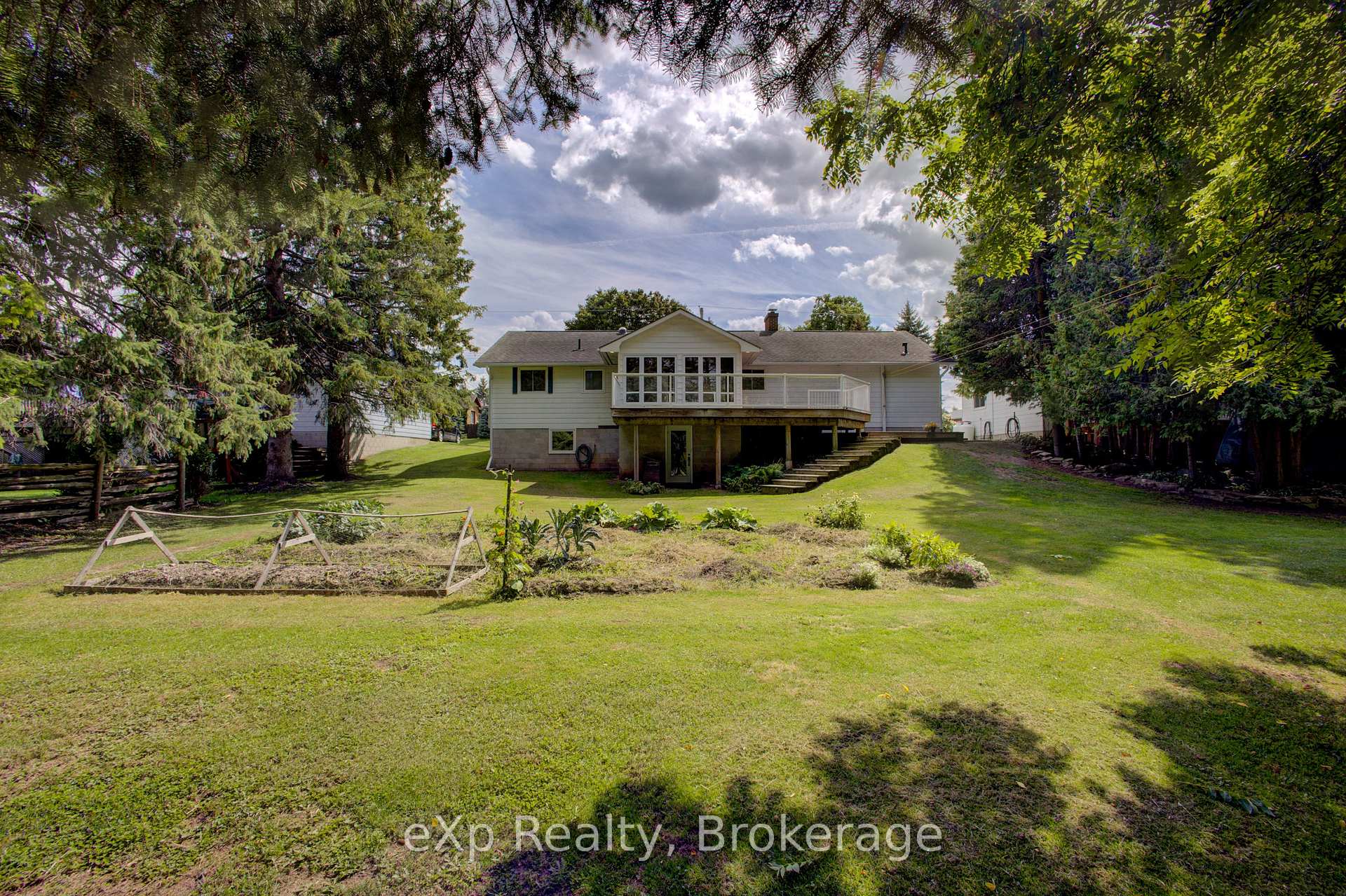 Photo 30 of 2033 Mill Street, Howick — HOMEH