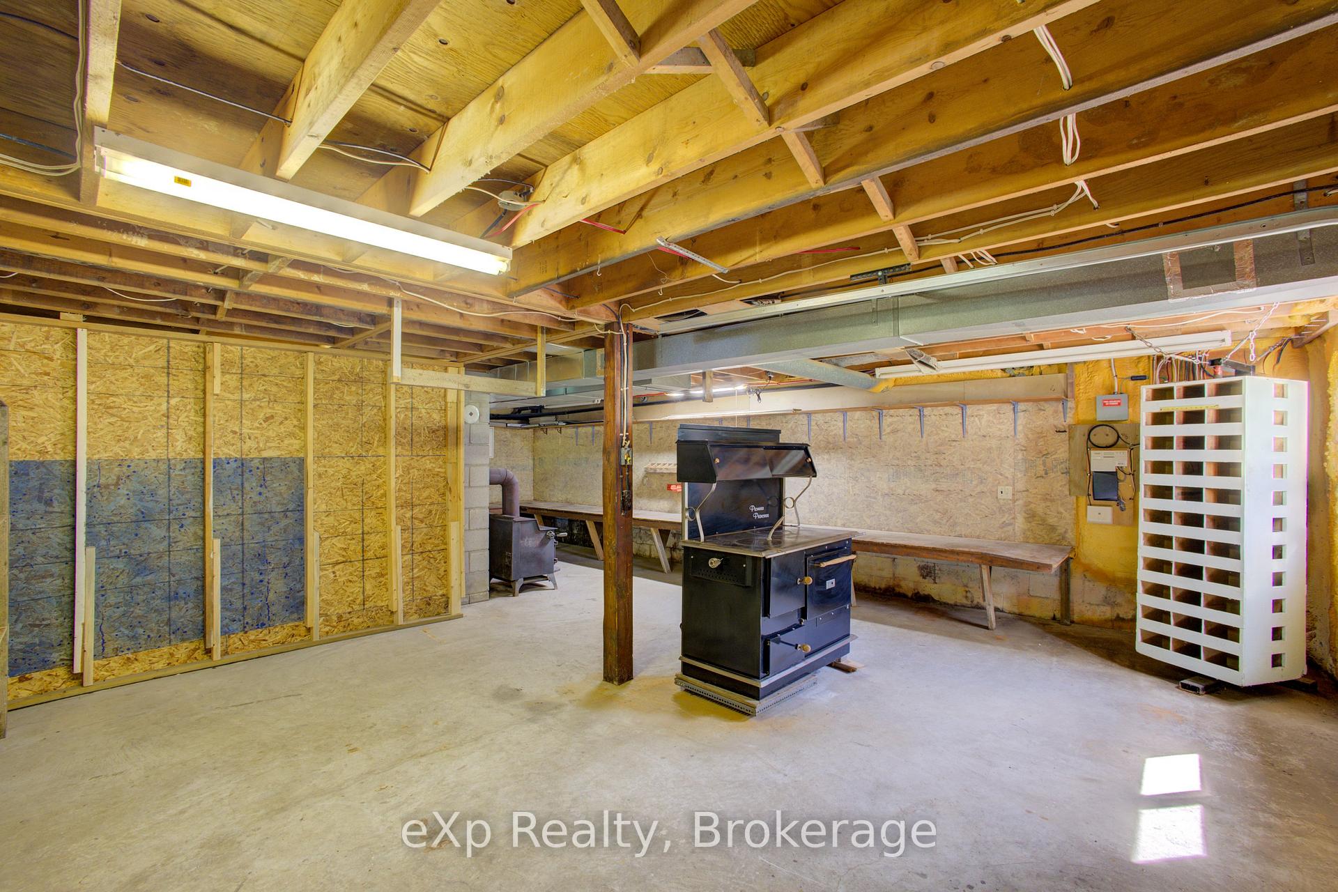 Photo 37 of 2033 Mill Street, Howick — HOMEH