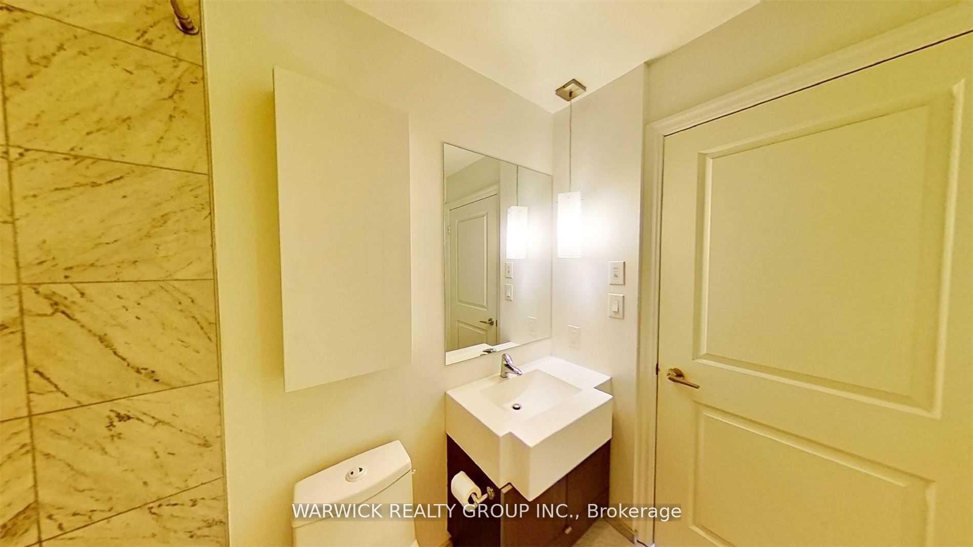 Photo 8 of Unit 3409, 8 The Esplanade, Toronto, Waterfront Communities — HOMEH