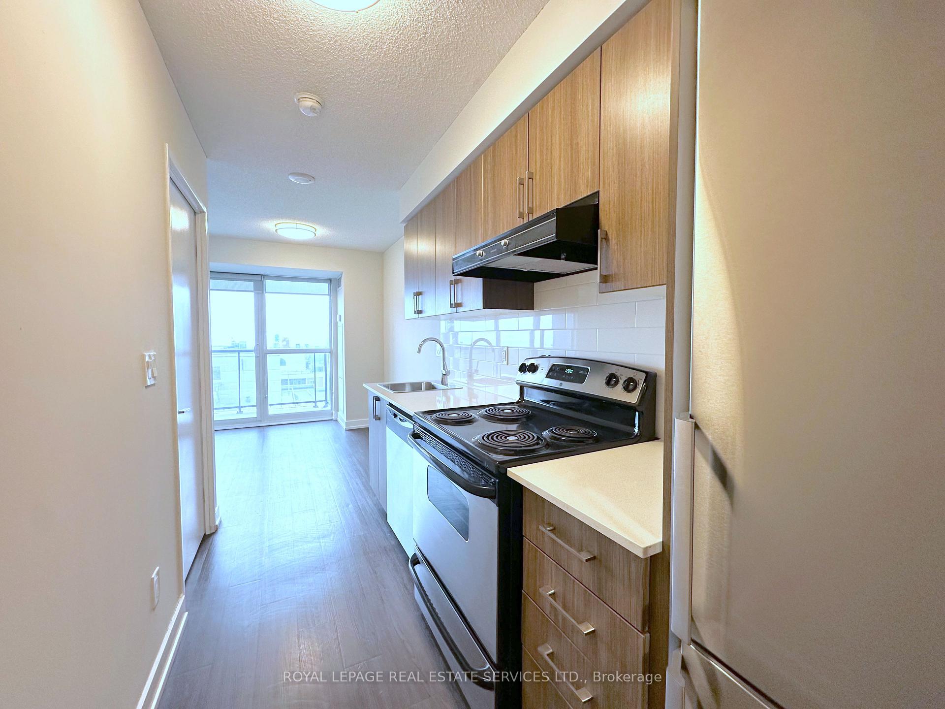 Photo 6 of Unit 3301, 561 Sherbourne Street, Toronto, North St. James Town — HOMEH