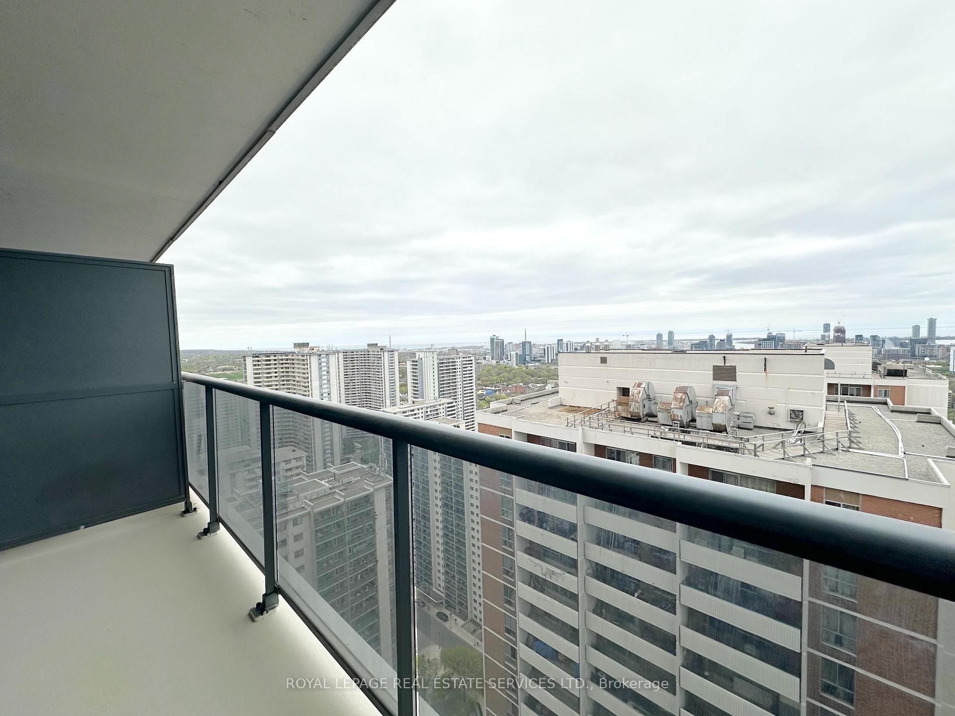 Photo 16 of Unit 3301, 561 Sherbourne Street, Toronto, North St. James Town — HOMEH