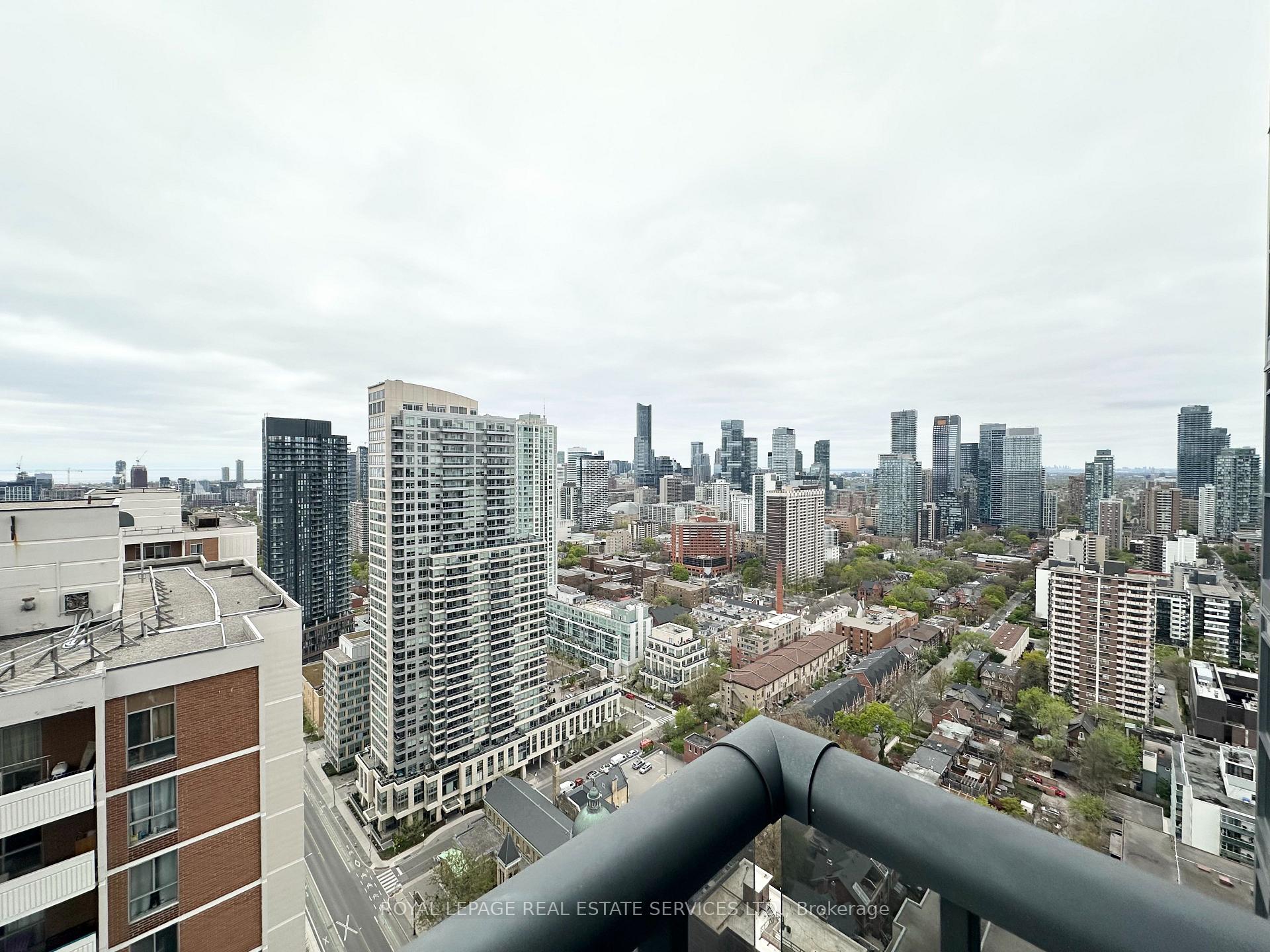 Photo 10 of Unit 3301, 561 Sherbourne Street, Toronto, North St. James Town — HOMEH