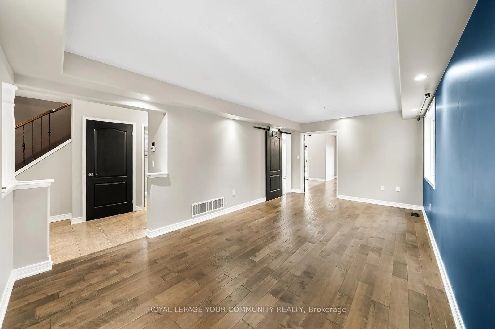 Photo 6 of Unit Upper, 1821 Lamstone Street, Innisfil, Alcona — HOMEH