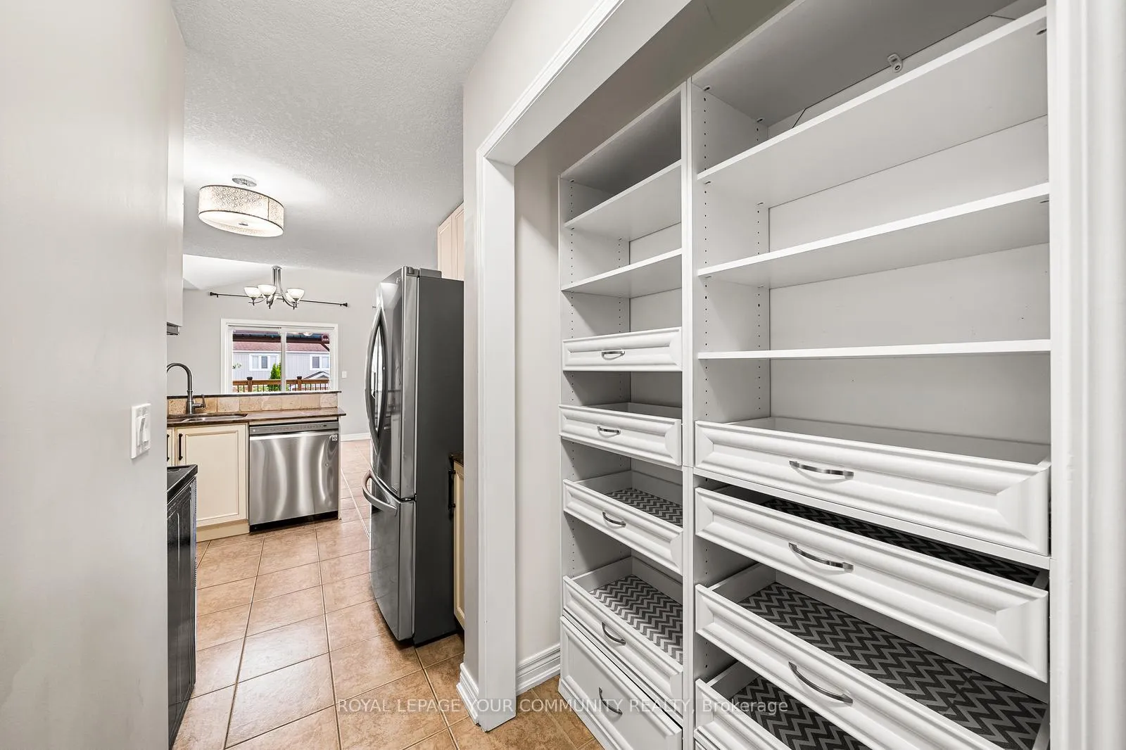 Photo 18 of Unit Upper, 1821 Lamstone Street, Innisfil, Alcona — HOMEH