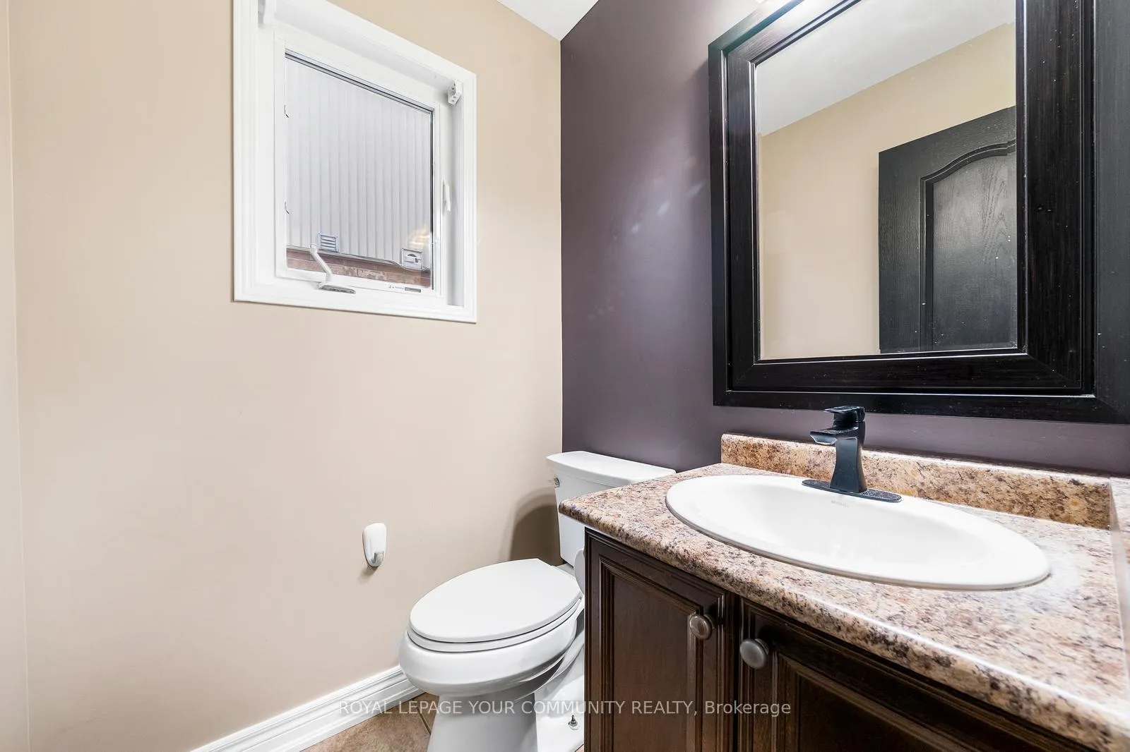 Photo 19 of Unit Upper, 1821 Lamstone Street, Innisfil, Alcona — HOMEH