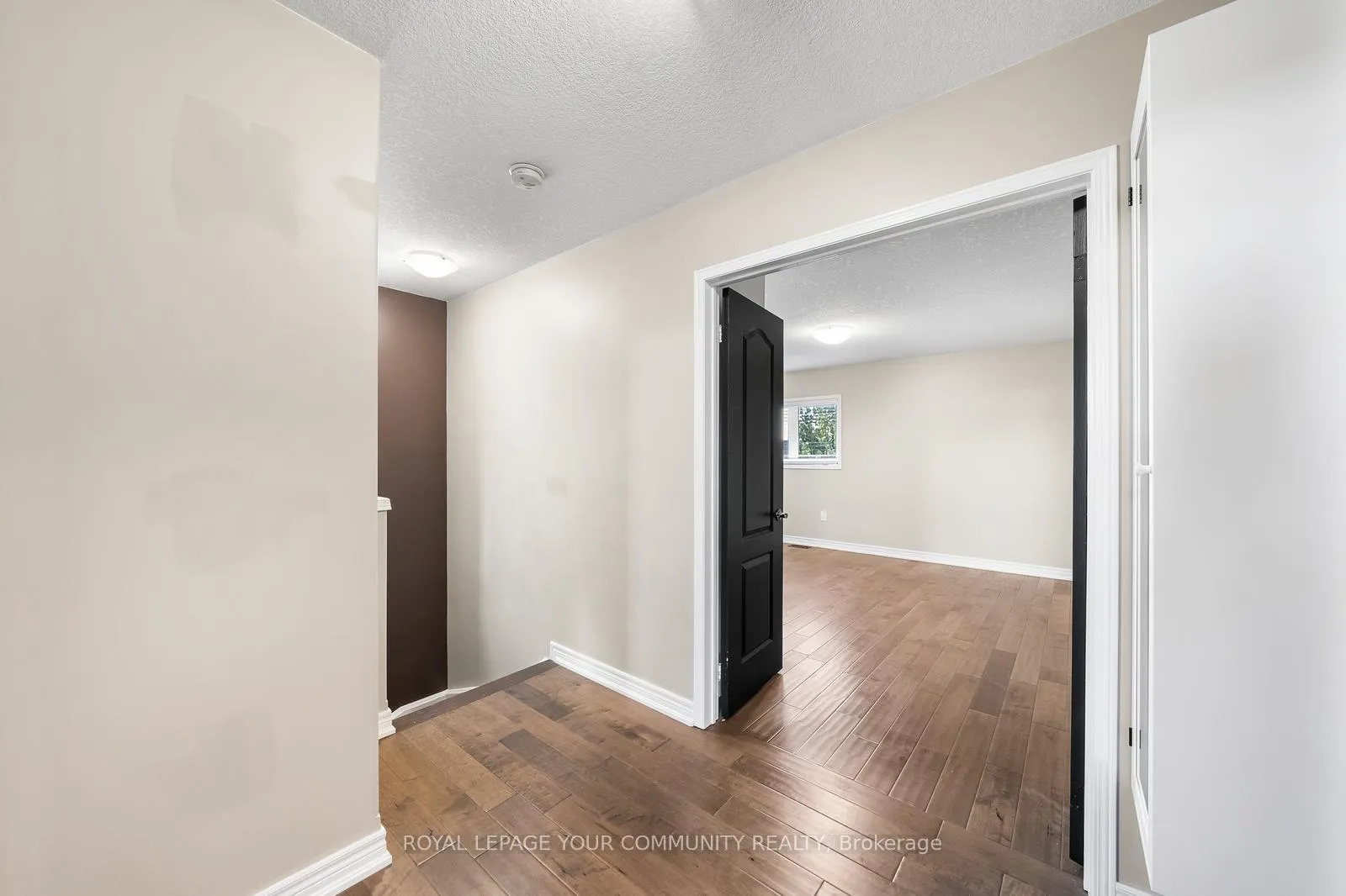 Photo 23 of Unit Upper, 1821 Lamstone Street, Innisfil, Alcona — HOMEH
