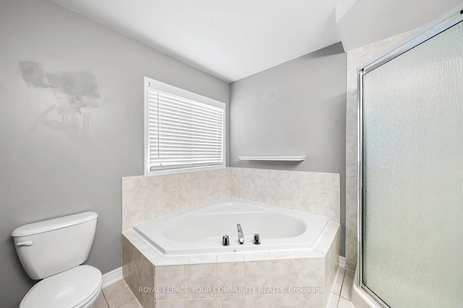 Photo 28 of Unit Upper, 1821 Lamstone Street, Innisfil, Alcona — HOMEH