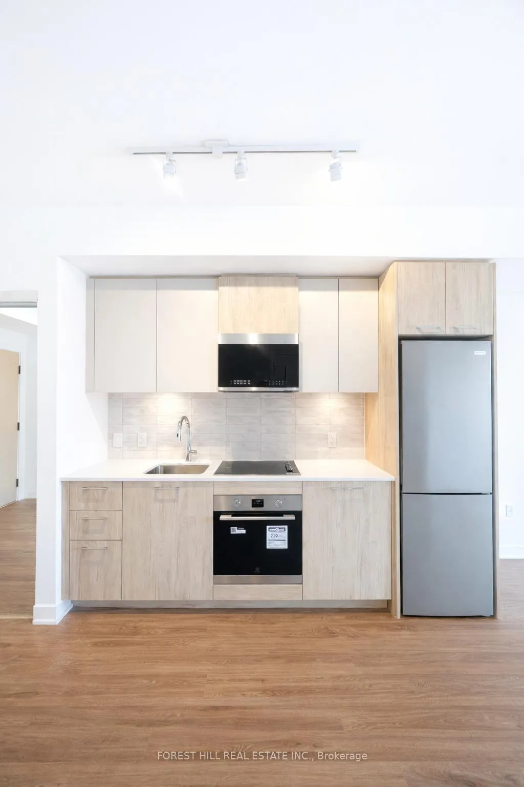 Front of Unit 453, 30 Dreamers Way