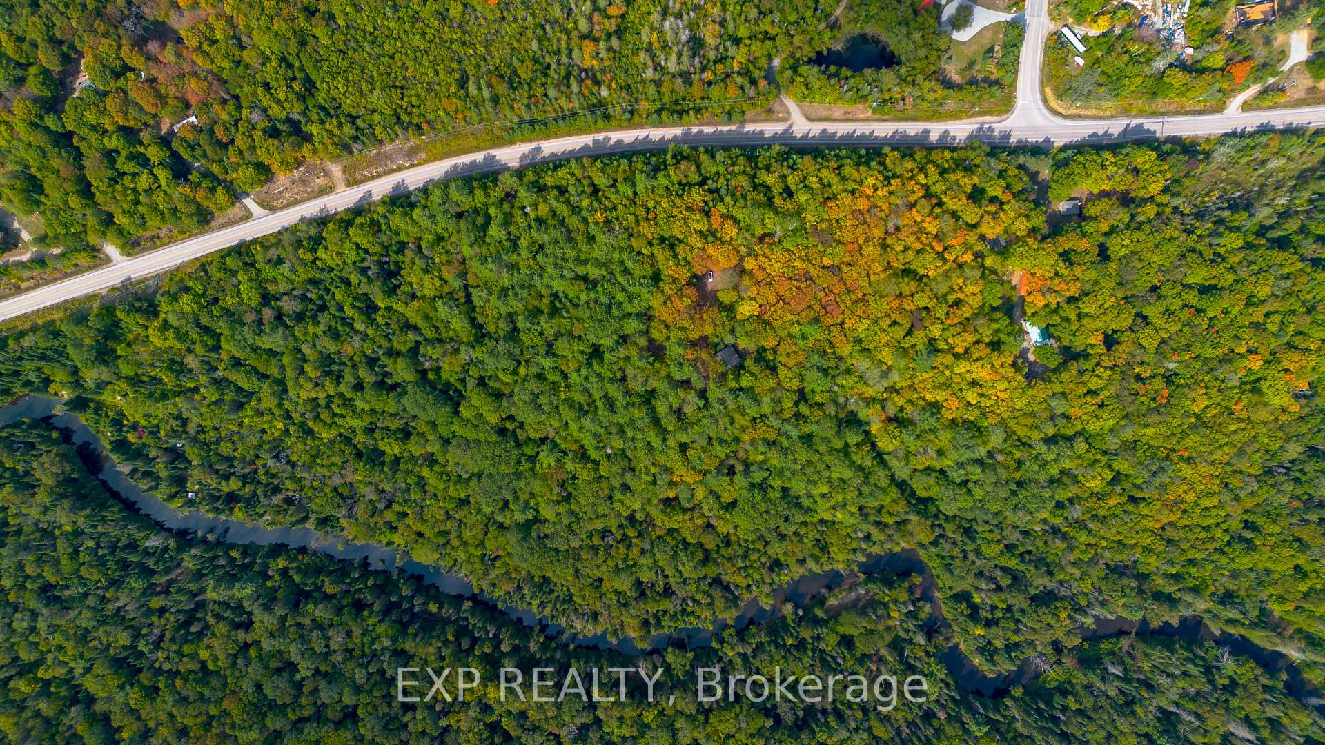 Photo 3 of 10282 County Road 503, Highlands East, Glamorgan — HOMEH