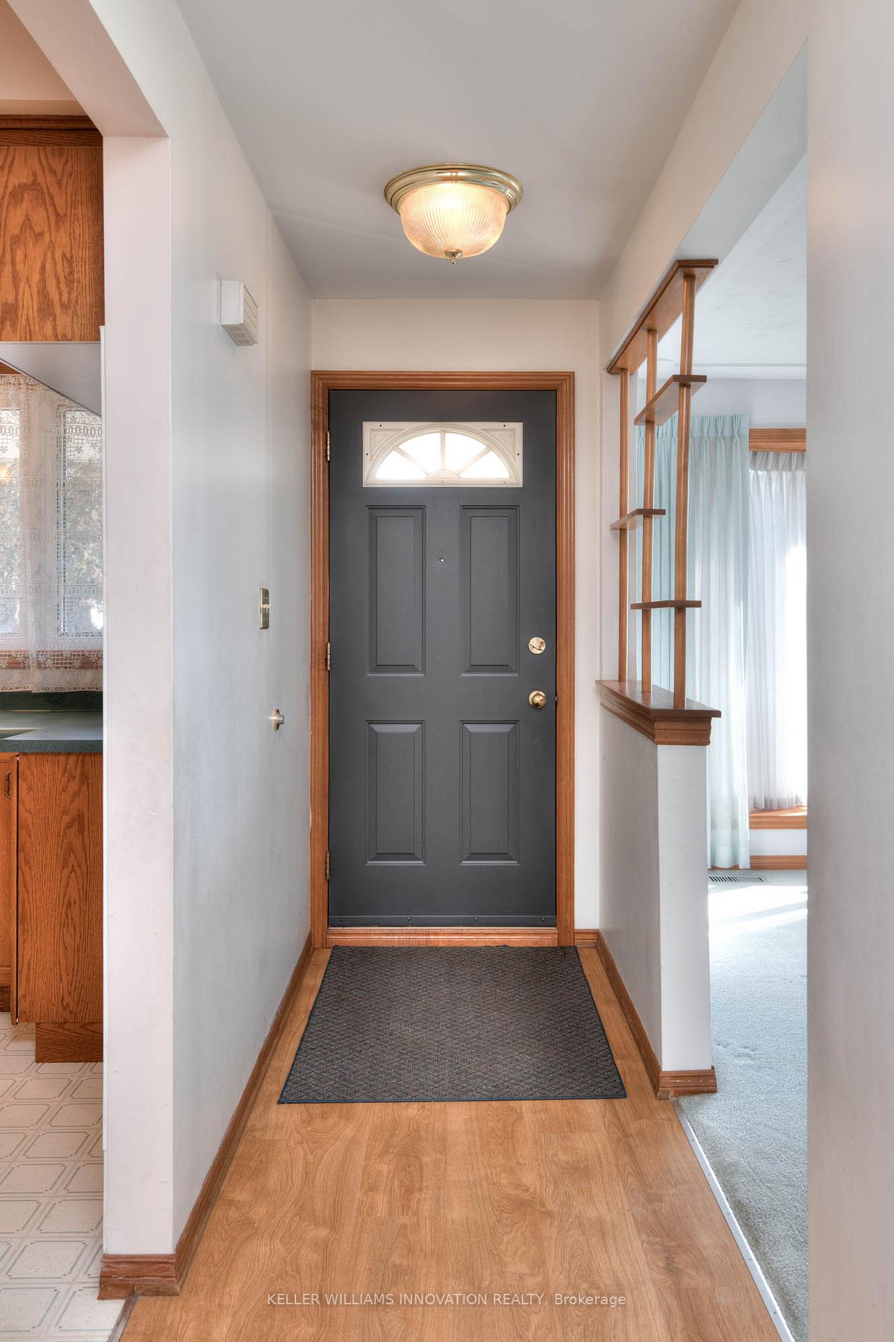 Photo 3 of 406 Franklin Street N, Kitchener — HOMEH