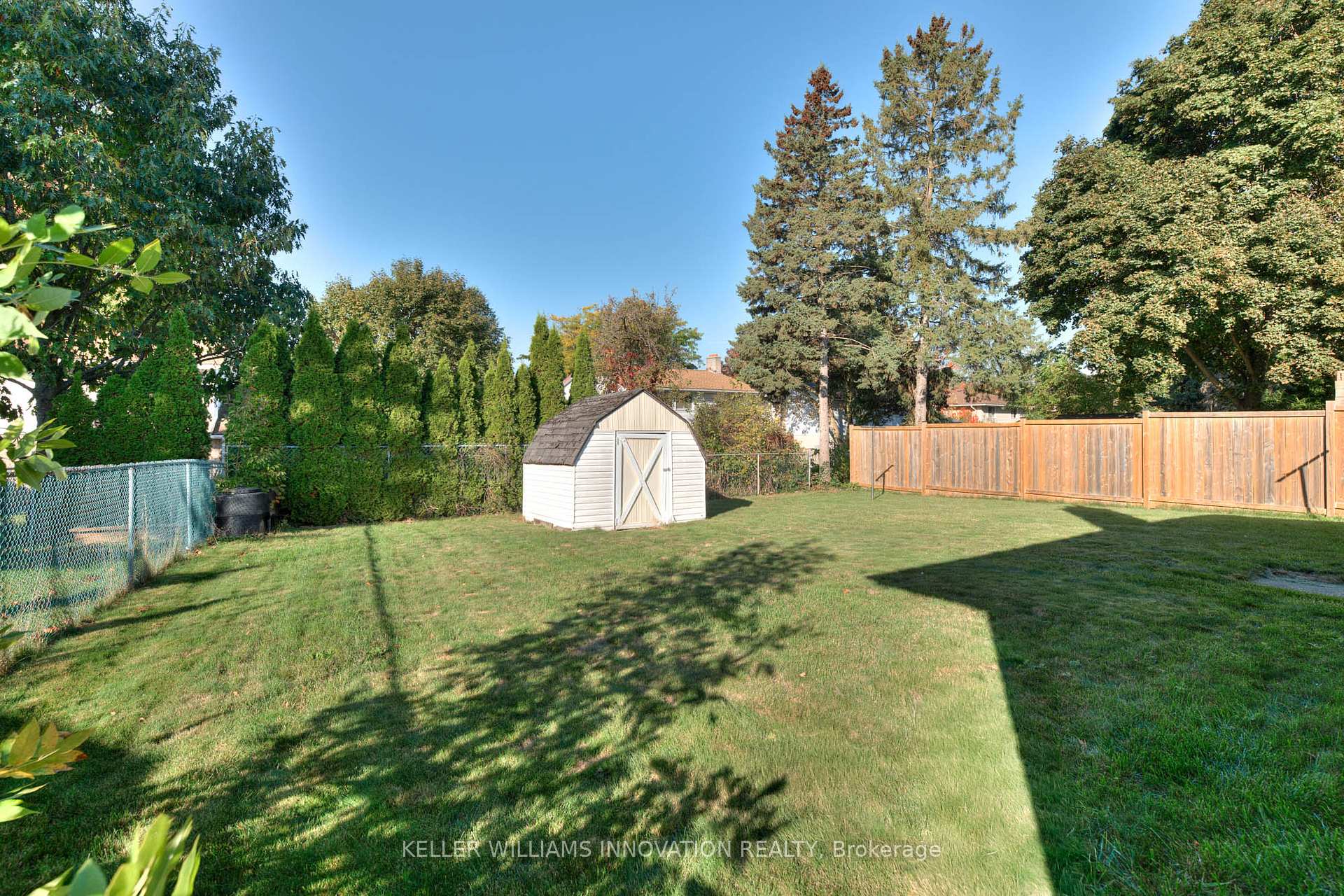 Photo 12 of 406 Franklin Street N, Kitchener — HOMEH