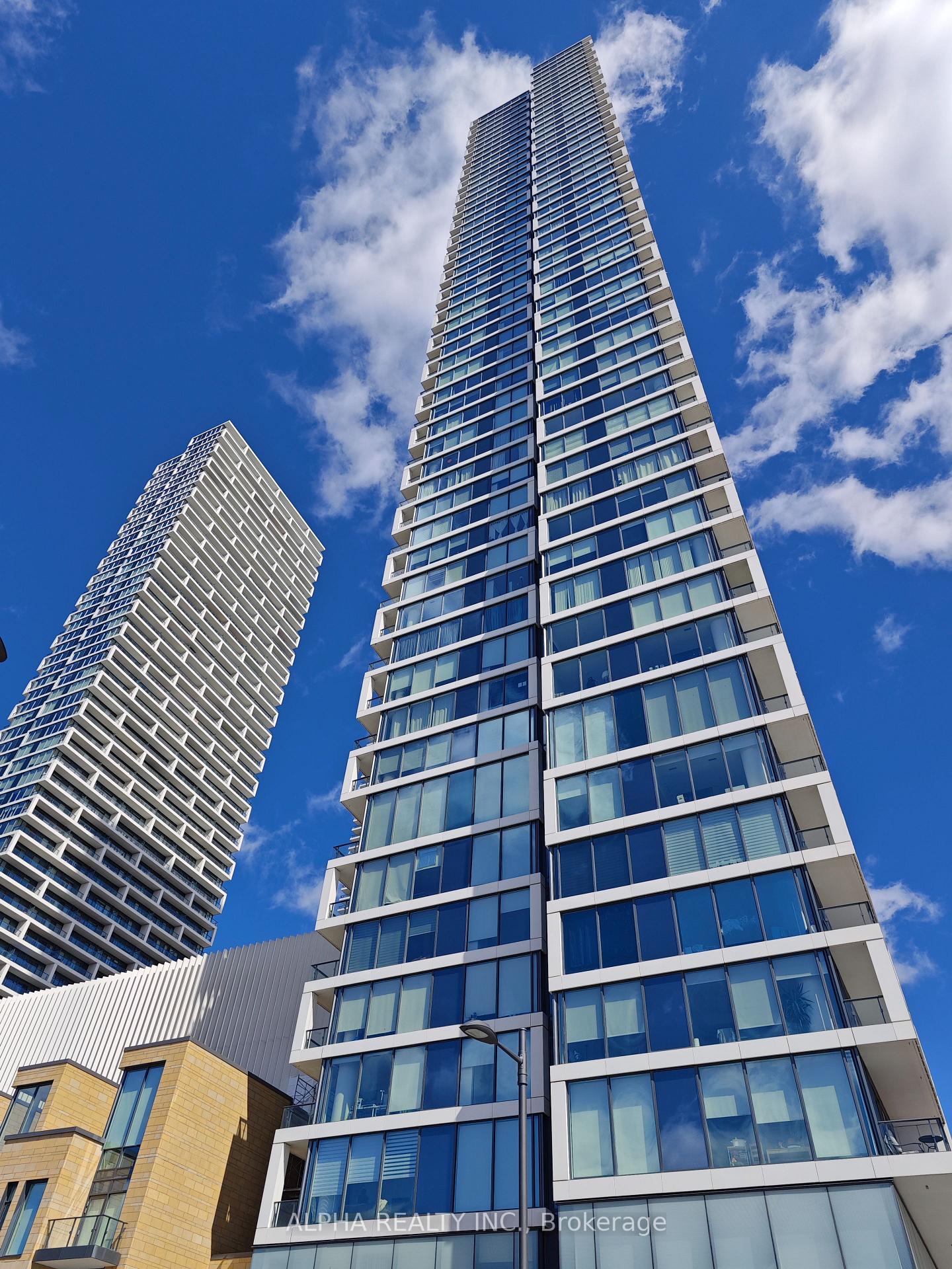 Front of Unit 6109, 5 Buttermill Avenue
