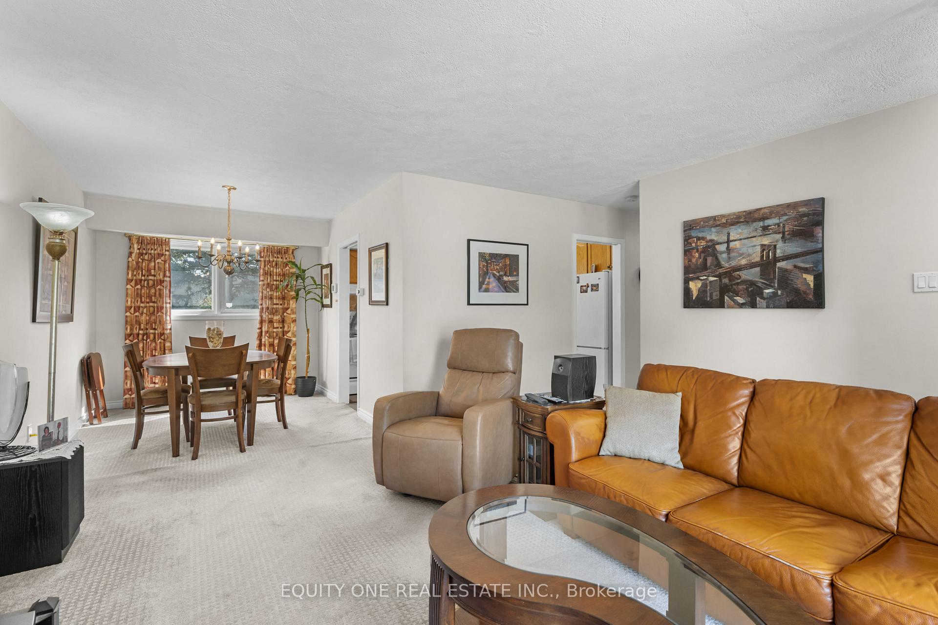 Photo 8 of 2 Parkside Crescent, Ottawa, Meadowlands/Crestview — HOMEH