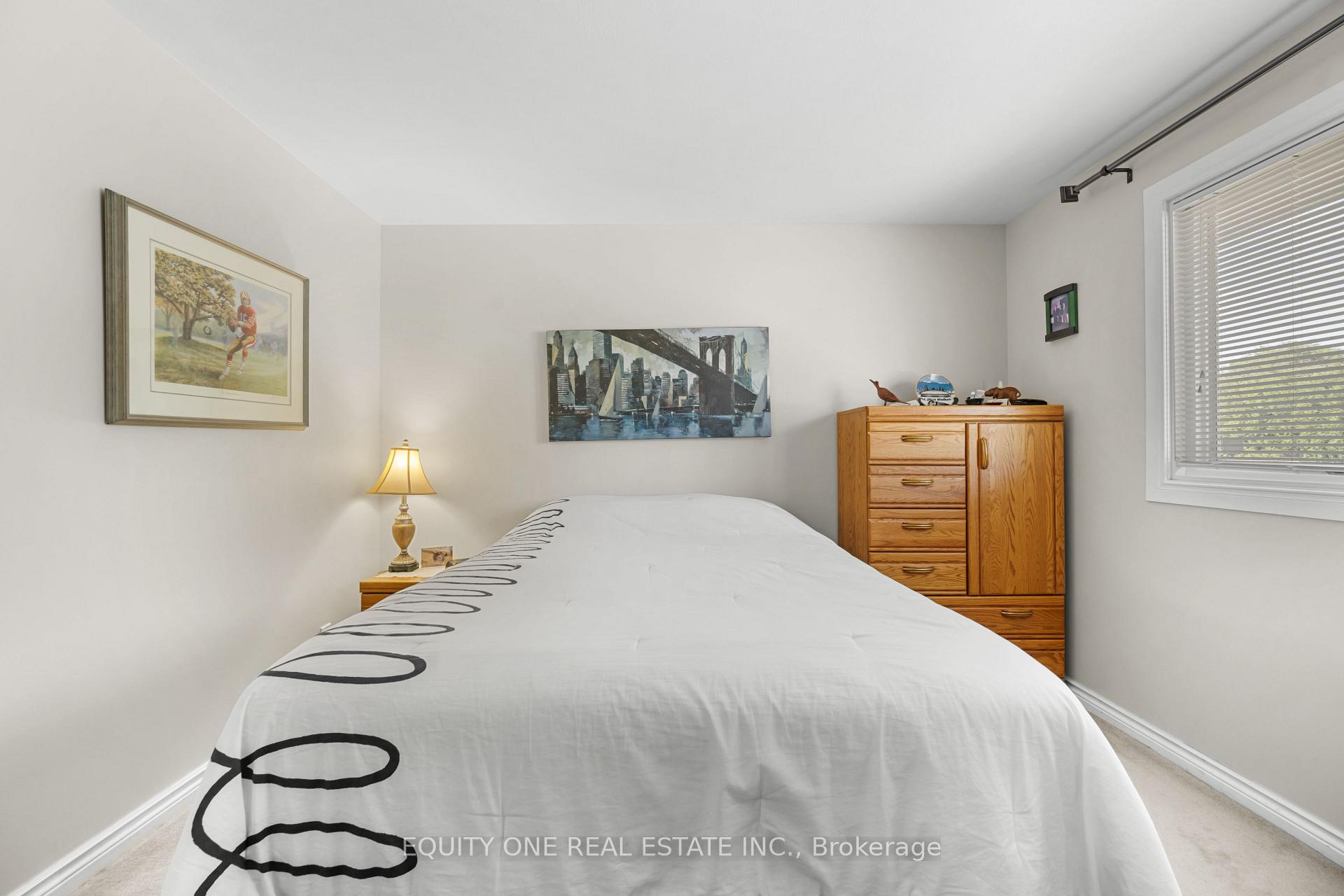 Photo 17 of 2 Parkside Crescent, Ottawa, Meadowlands/Crestview — HOMEH