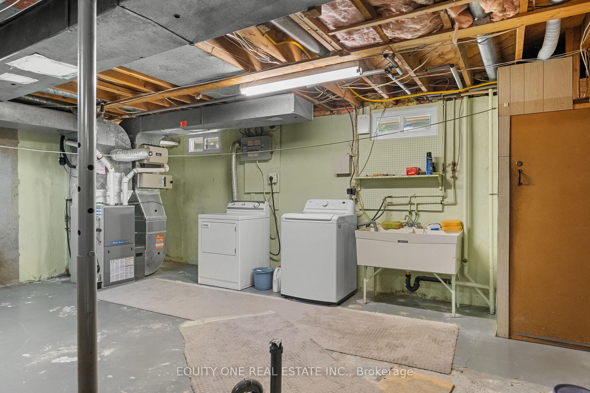 Photo 24 of 2 Parkside Crescent, Ottawa, Meadowlands/Crestview — HOMEH