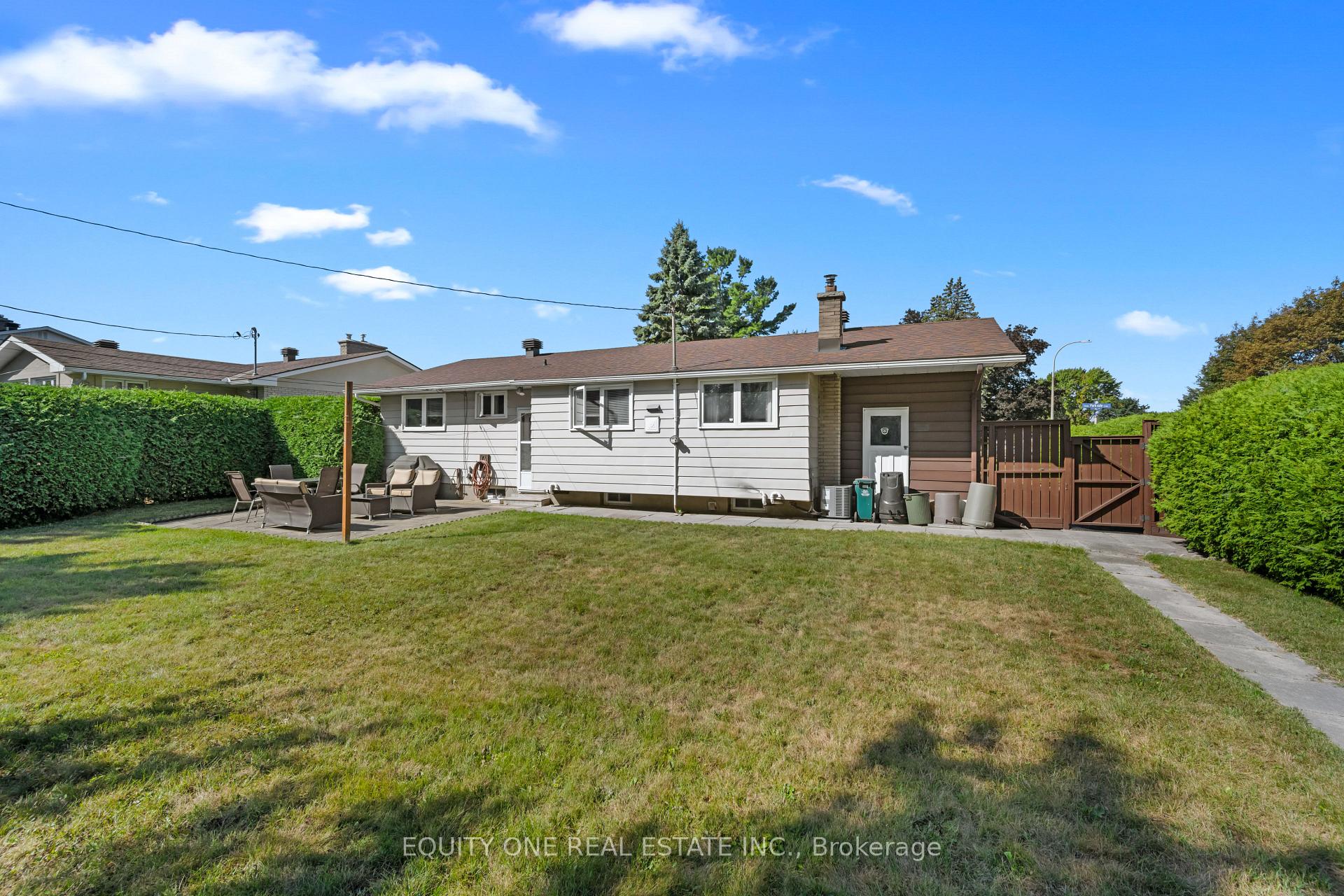 Photo 26 of 2 Parkside Crescent, Ottawa, Meadowlands/Crestview — HOMEH