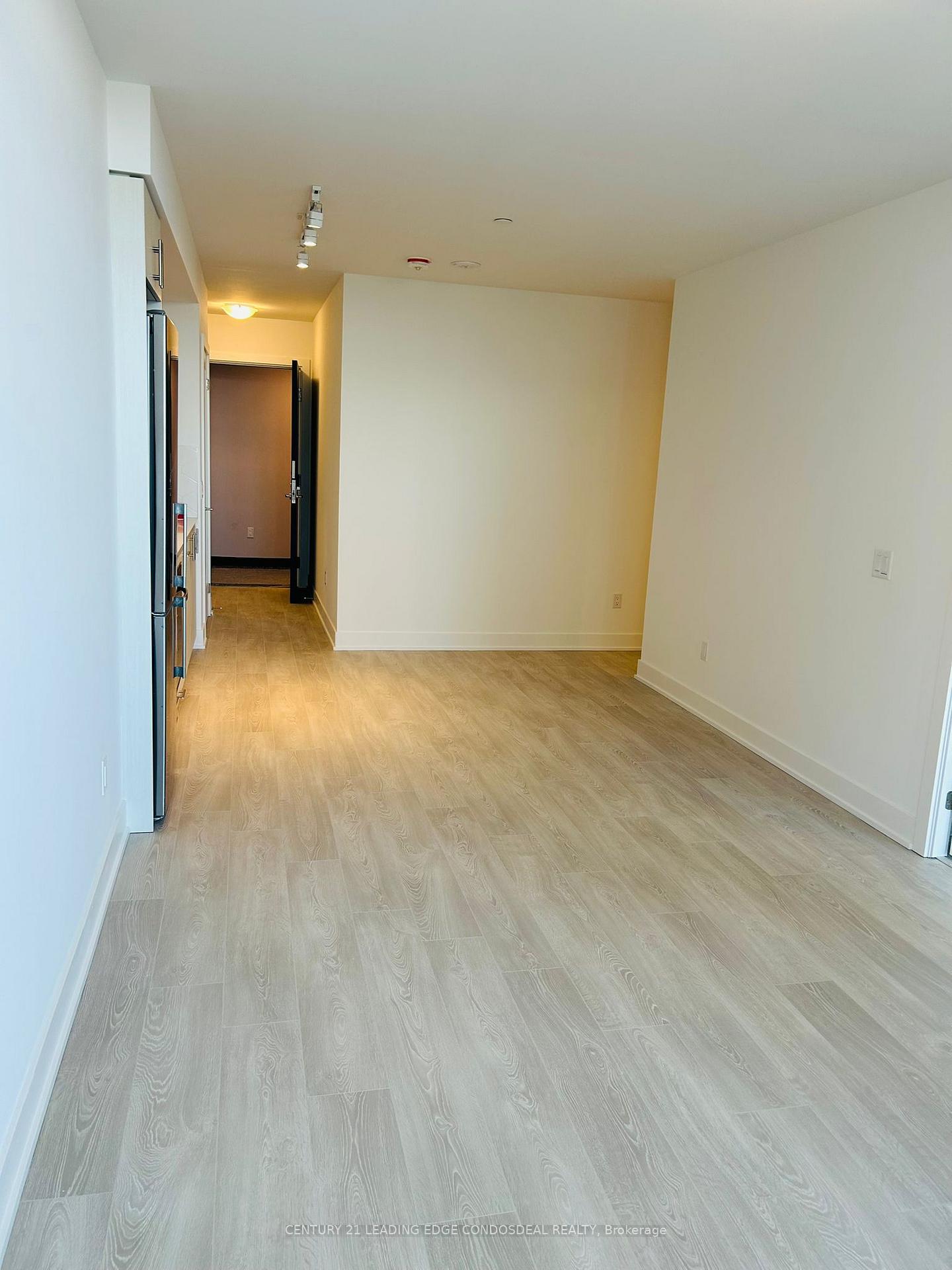 Photo 2 of Unit 1914, 2545 Simcoe Street N, Oshawa, Windfields — HOMEH