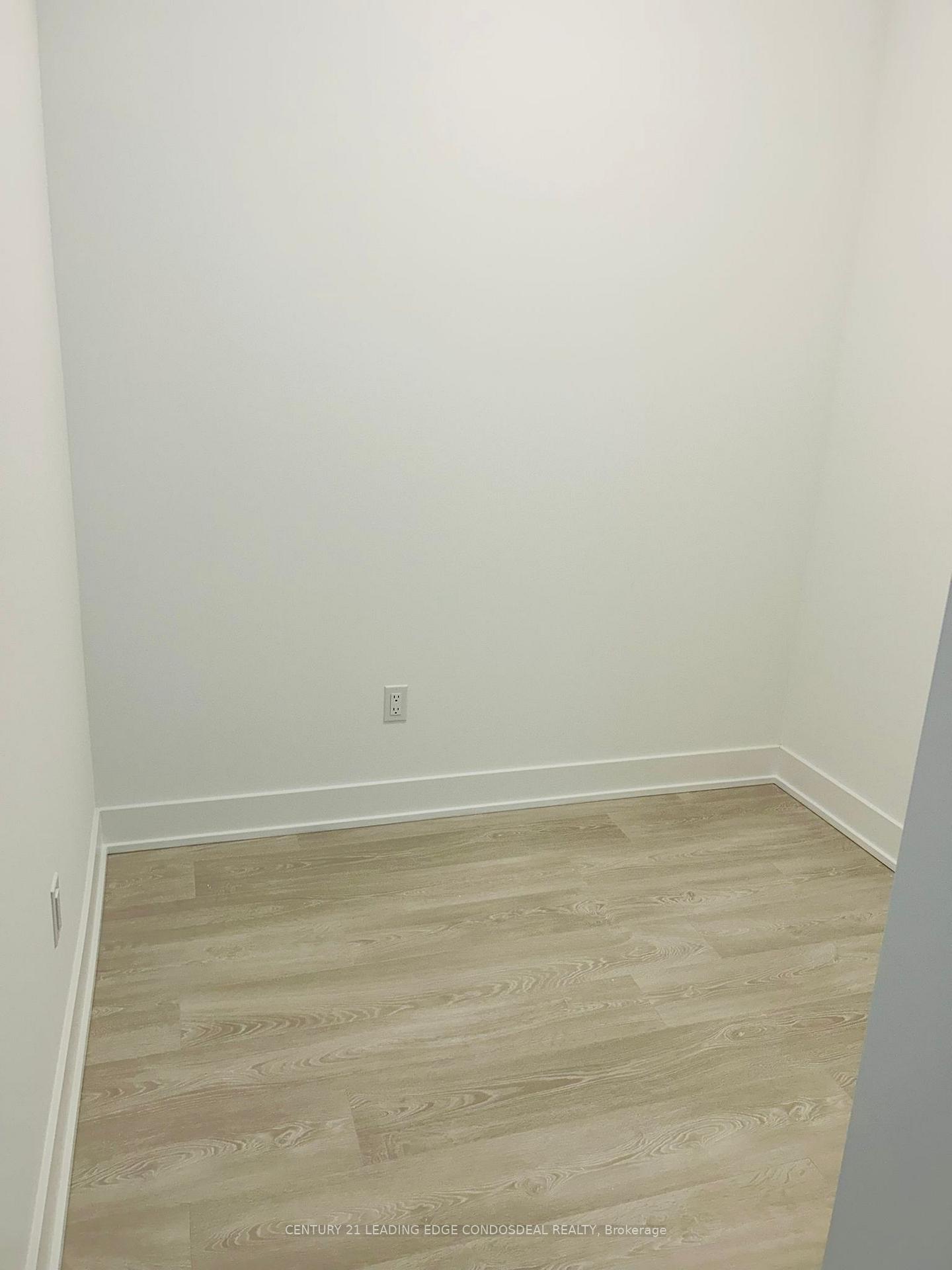 Photo 16 of Unit 1914, 2545 Simcoe Street N, Oshawa, Windfields — HOMEH