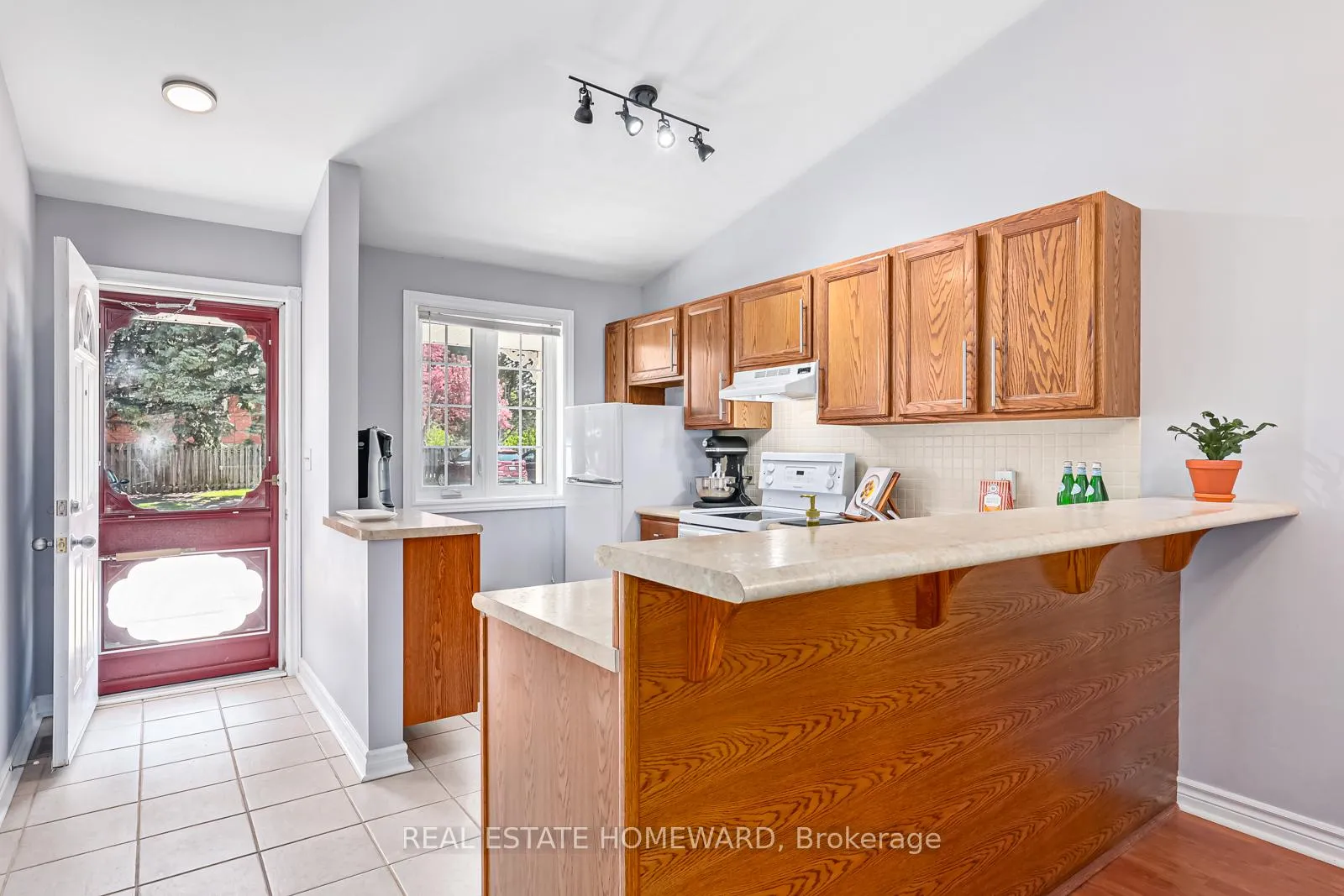 Photo 9 of Unit 3, 346 Peel Street, Collingwood — HOMEH