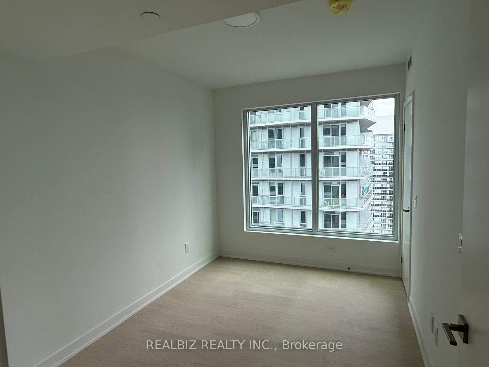 Photo 5 of Unit 3611, 252 Church Street, Toronto, Church-Yonge Corridor — HOMEH