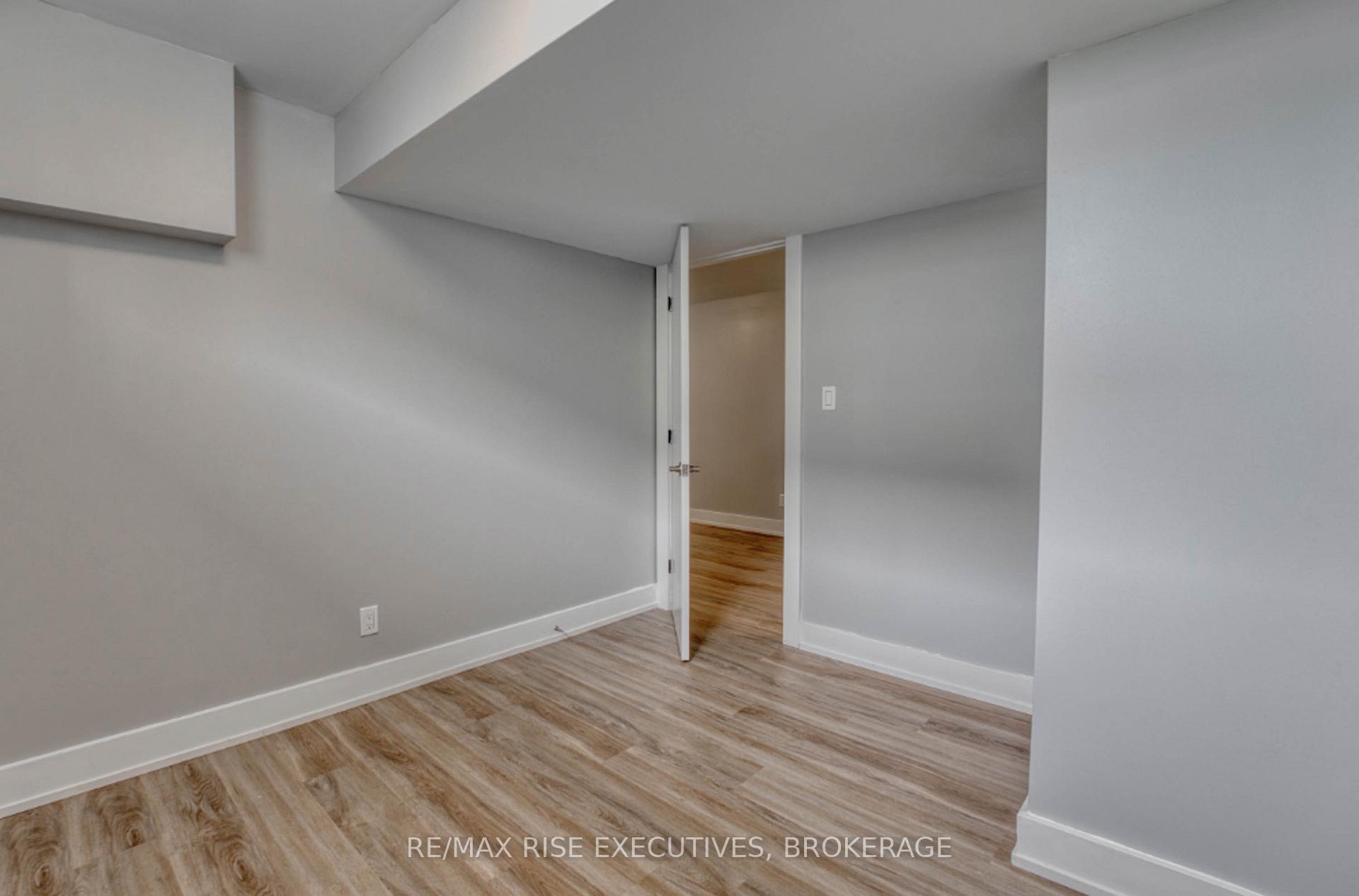 Photo 7 of Unit 2, 597 Gavin Court, Kingston, East Gardiners Rd — HOMEH