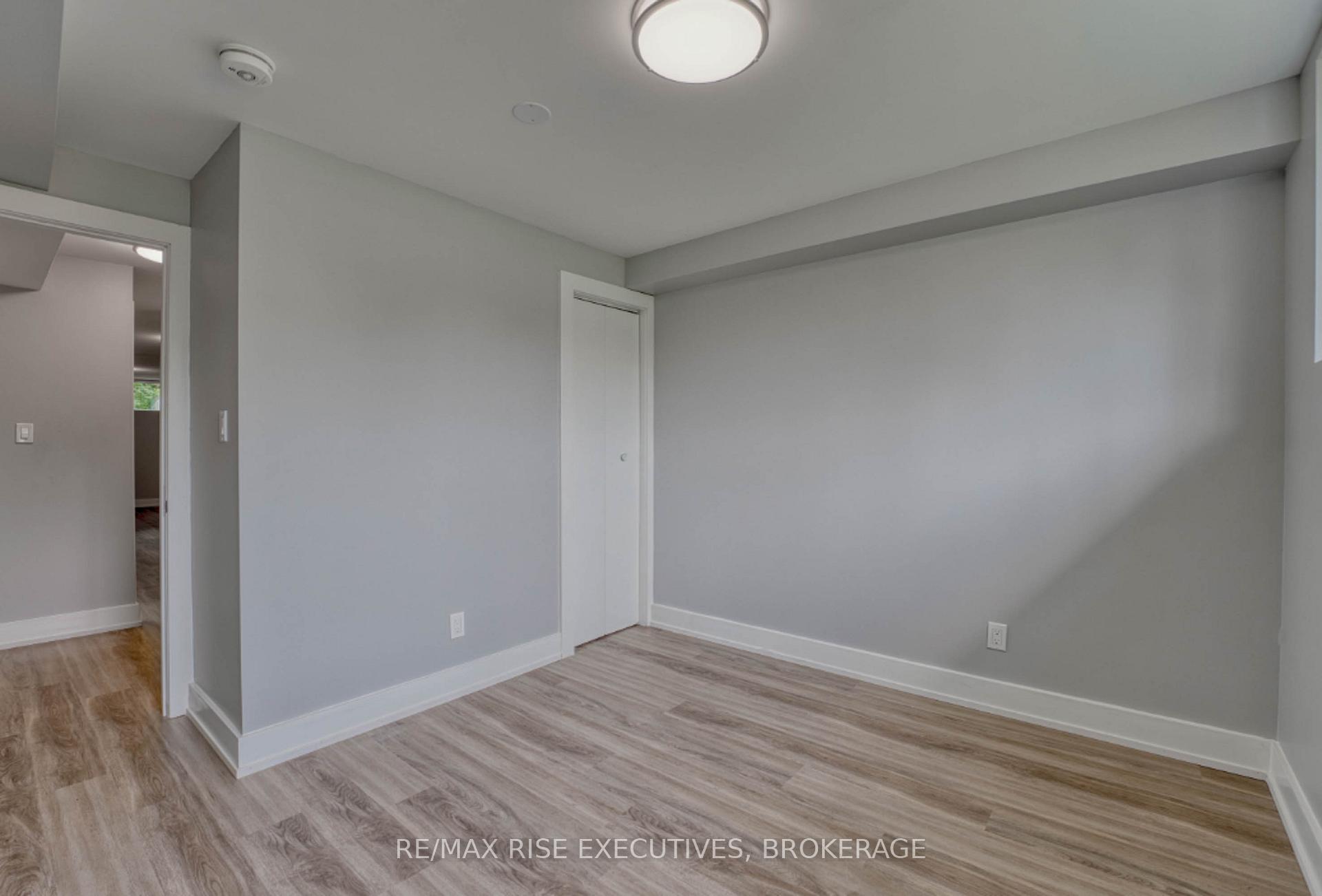 Photo 8 of Unit 2, 597 Gavin Court, Kingston, East Gardiners Rd — HOMEH