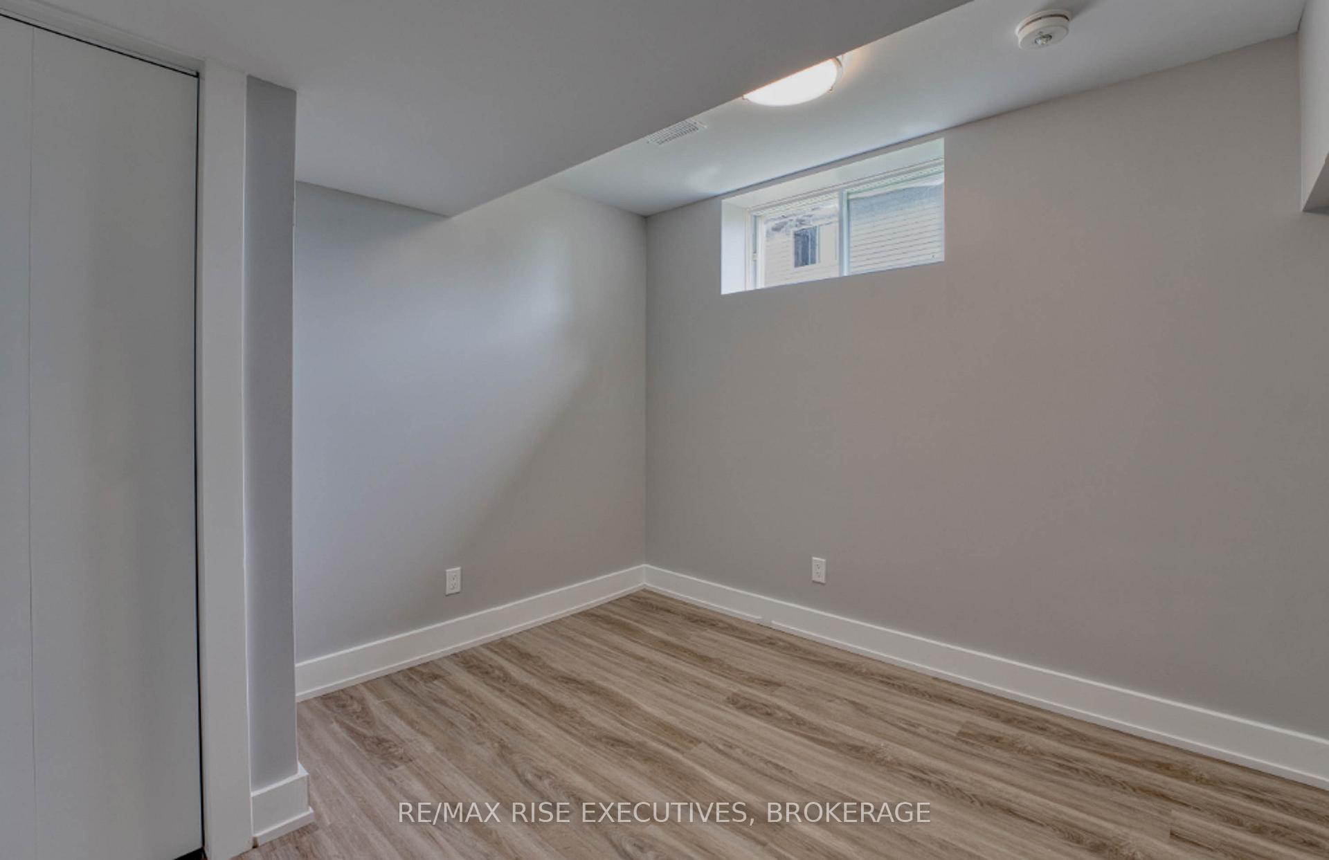 Photo 12 of Unit 2, 597 Gavin Court, Kingston, East Gardiners Rd — HOMEH