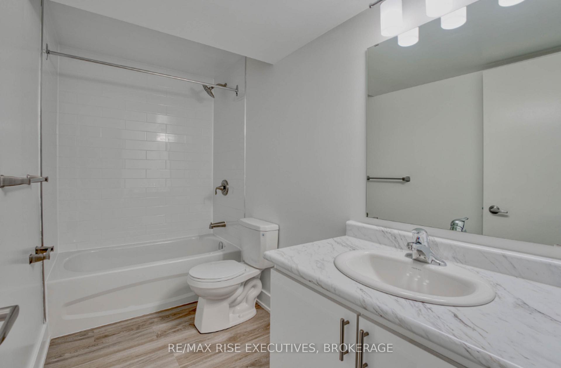 Photo 13 of Unit 2, 597 Gavin Court, Kingston, East Gardiners Rd — HOMEH