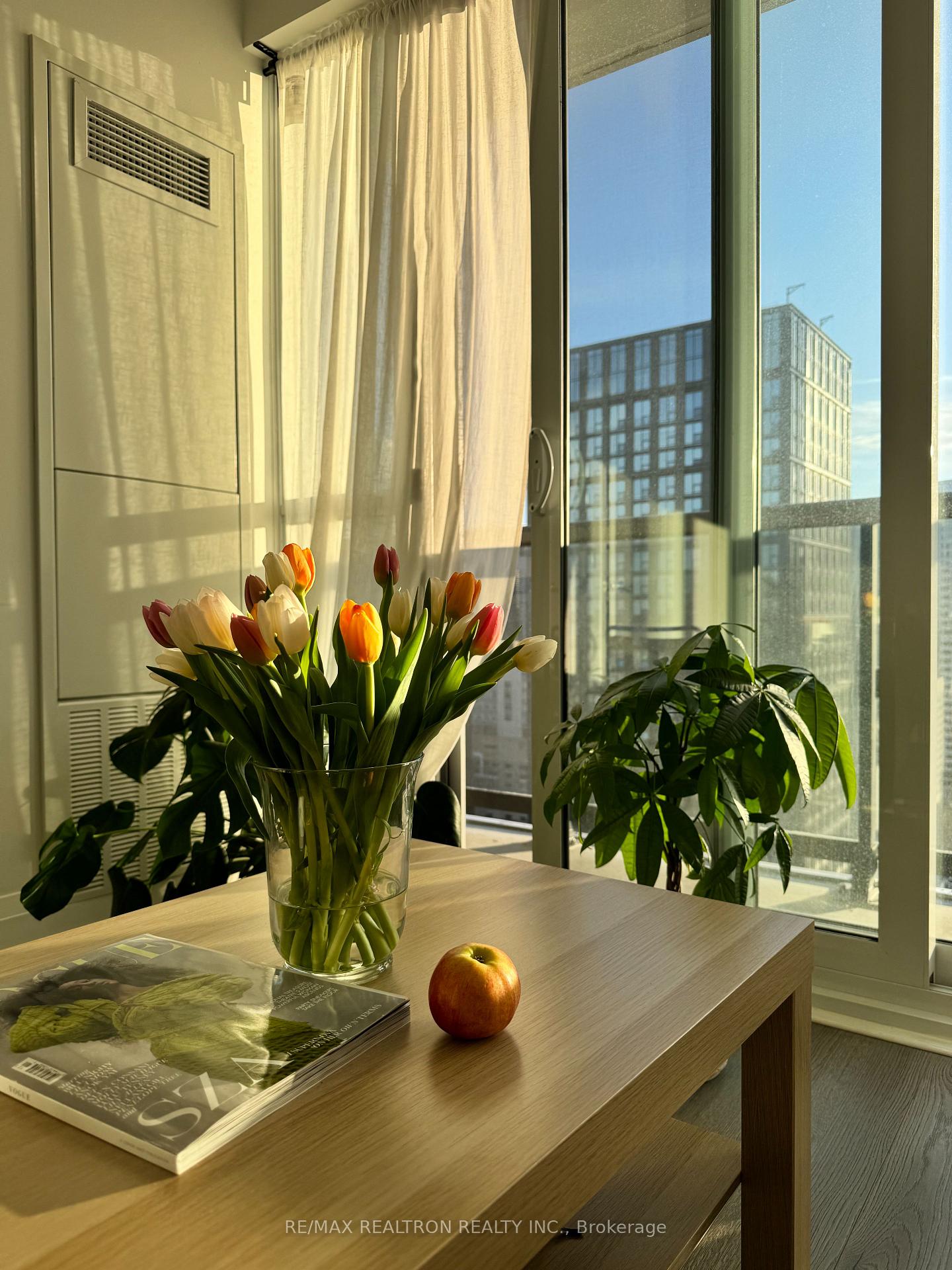 Photo 14 of Unit 3306, 77 Mutual Street, Toronto, Church-Yonge Corridor — HOMEH