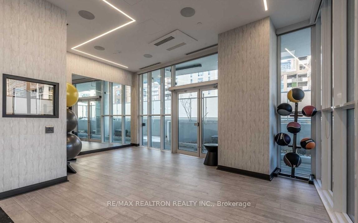 Photo 7 of Unit 3306, 77 Mutual Street, Toronto, Church-Yonge Corridor — HOMEH