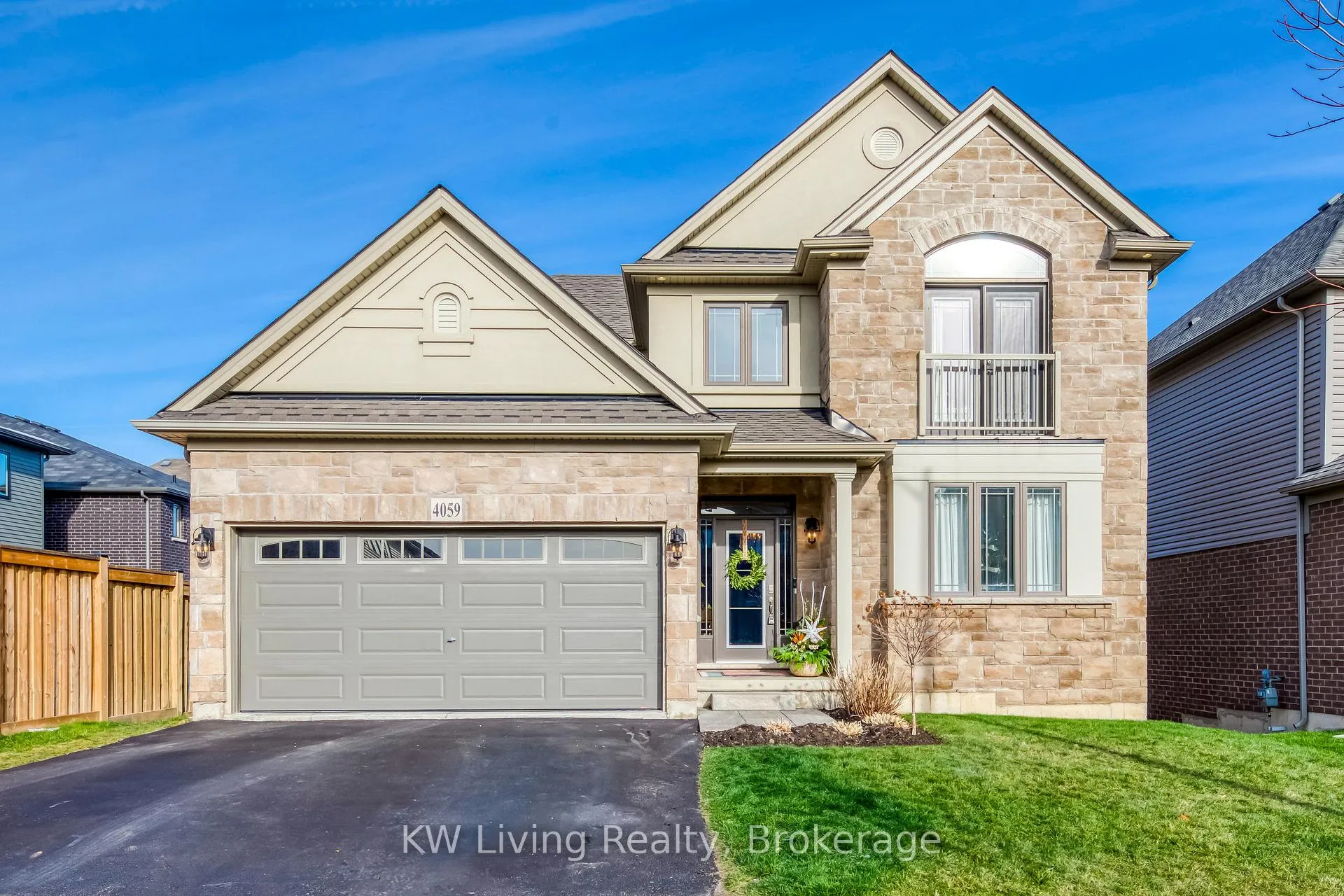 Photo 1 of 4059 Brock Street, Lincoln, Beamsville — HOMEH