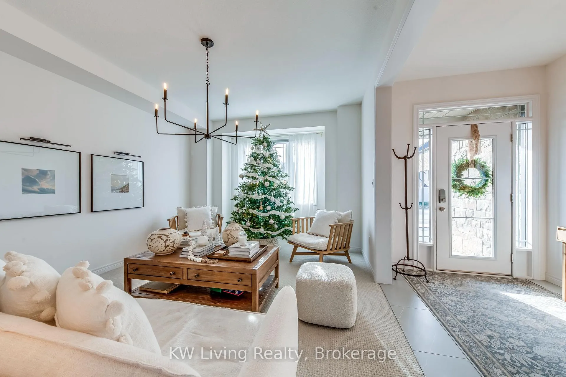 Photo 3 of 4059 Brock Street, Lincoln, Beamsville — HOMEH