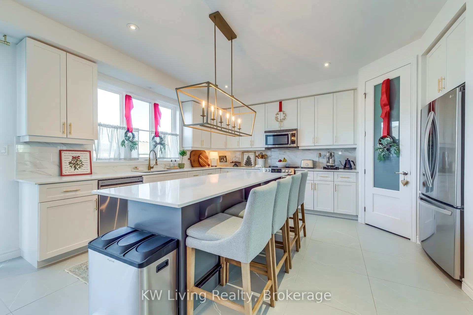 Photo 8 of 4059 Brock Street, Lincoln, Beamsville — HOMEH