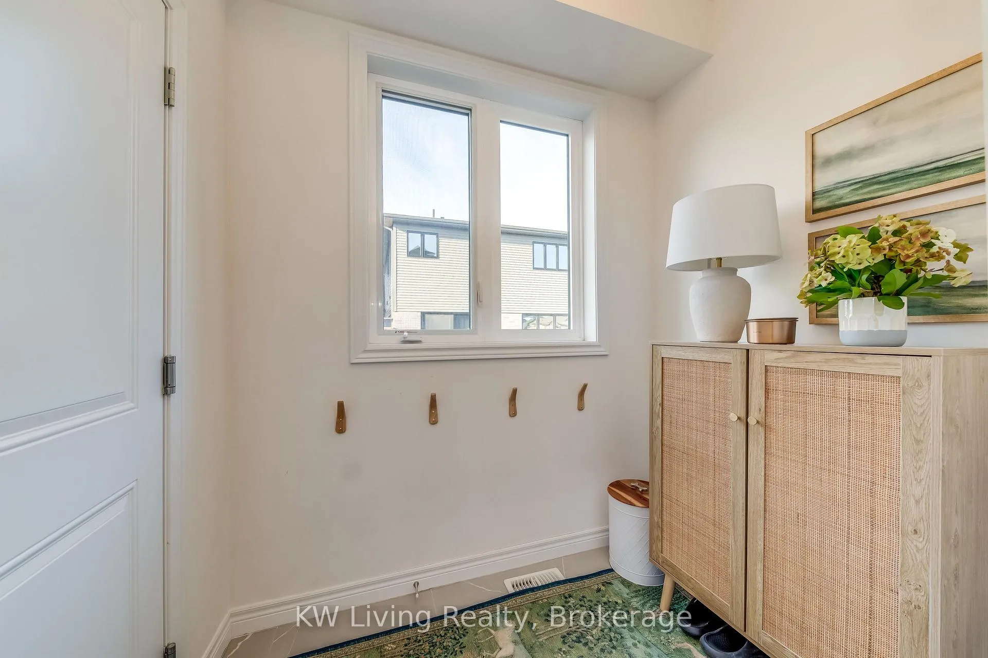 Photo 14 of 4059 Brock Street, Lincoln, Beamsville — HOMEH