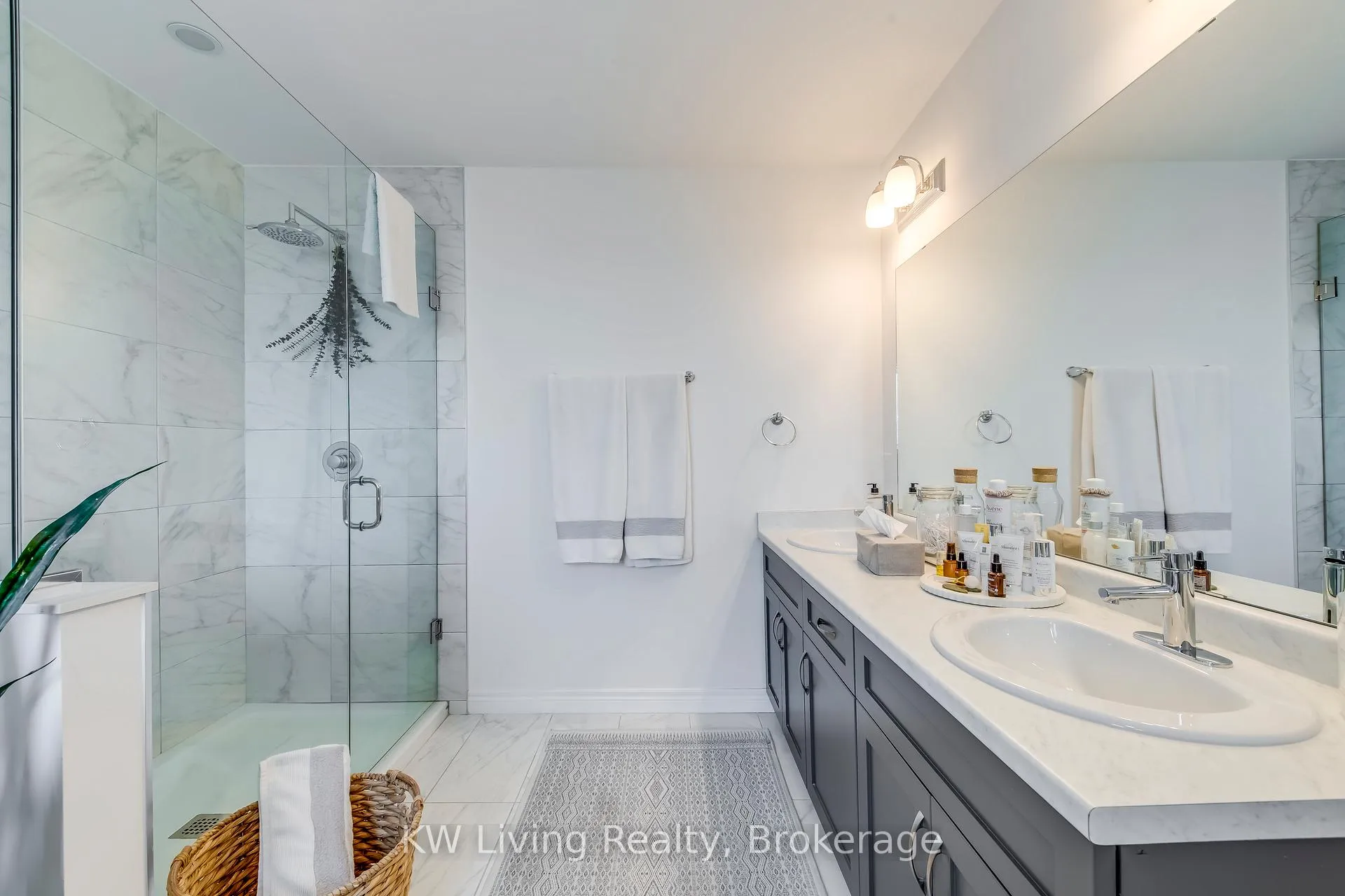 Photo 20 of 4059 Brock Street, Lincoln, Beamsville — HOMEH