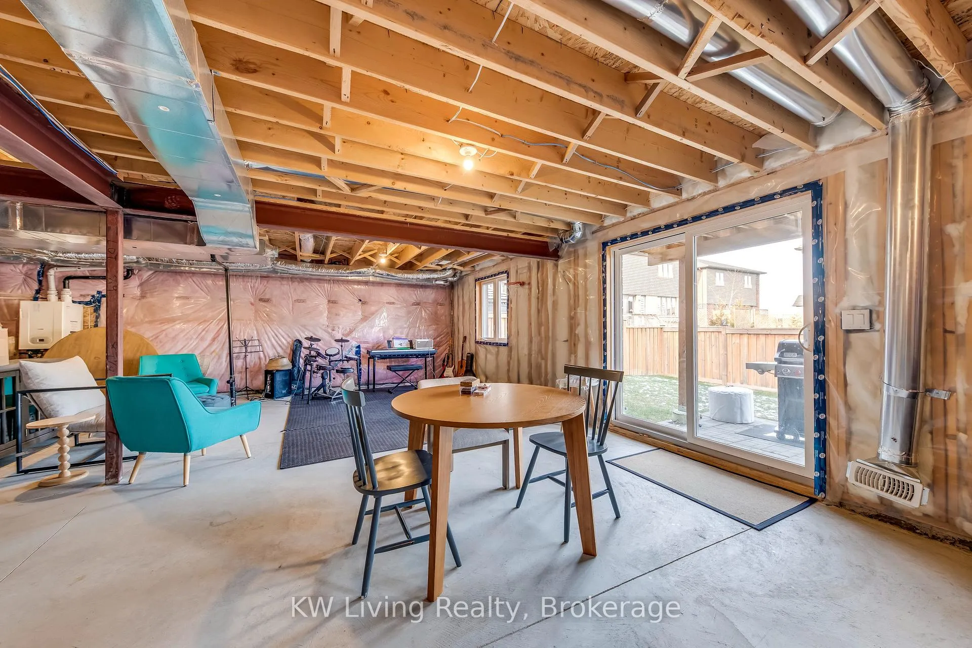 Photo 27 of 4059 Brock Street, Lincoln, Beamsville — HOMEH