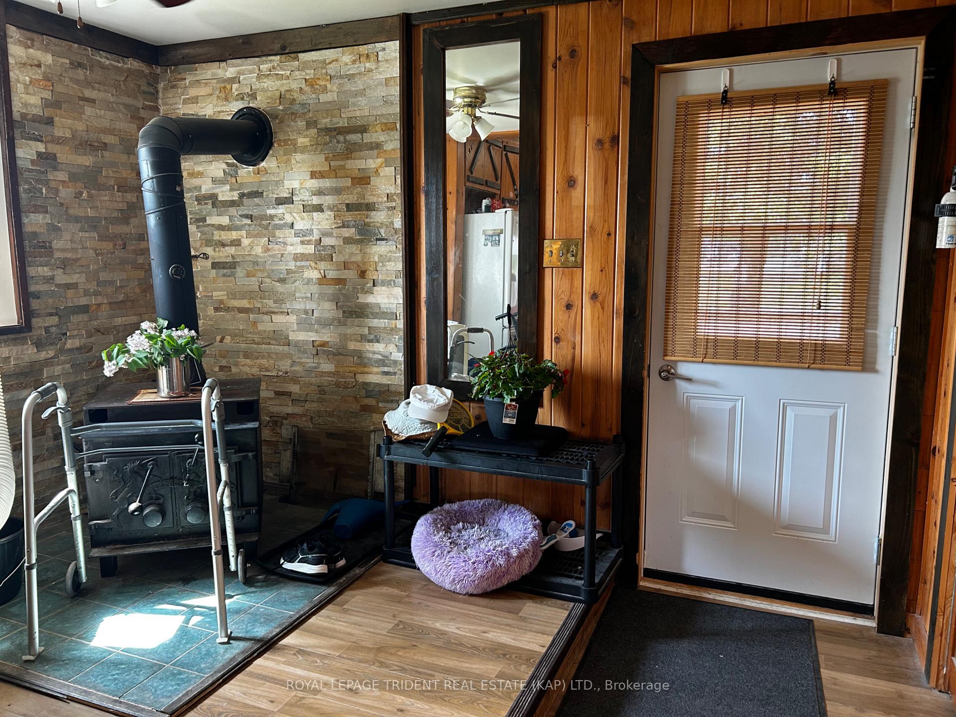 Photo 10 of 2 Albert Street, Kapuskasing — HOMEH
