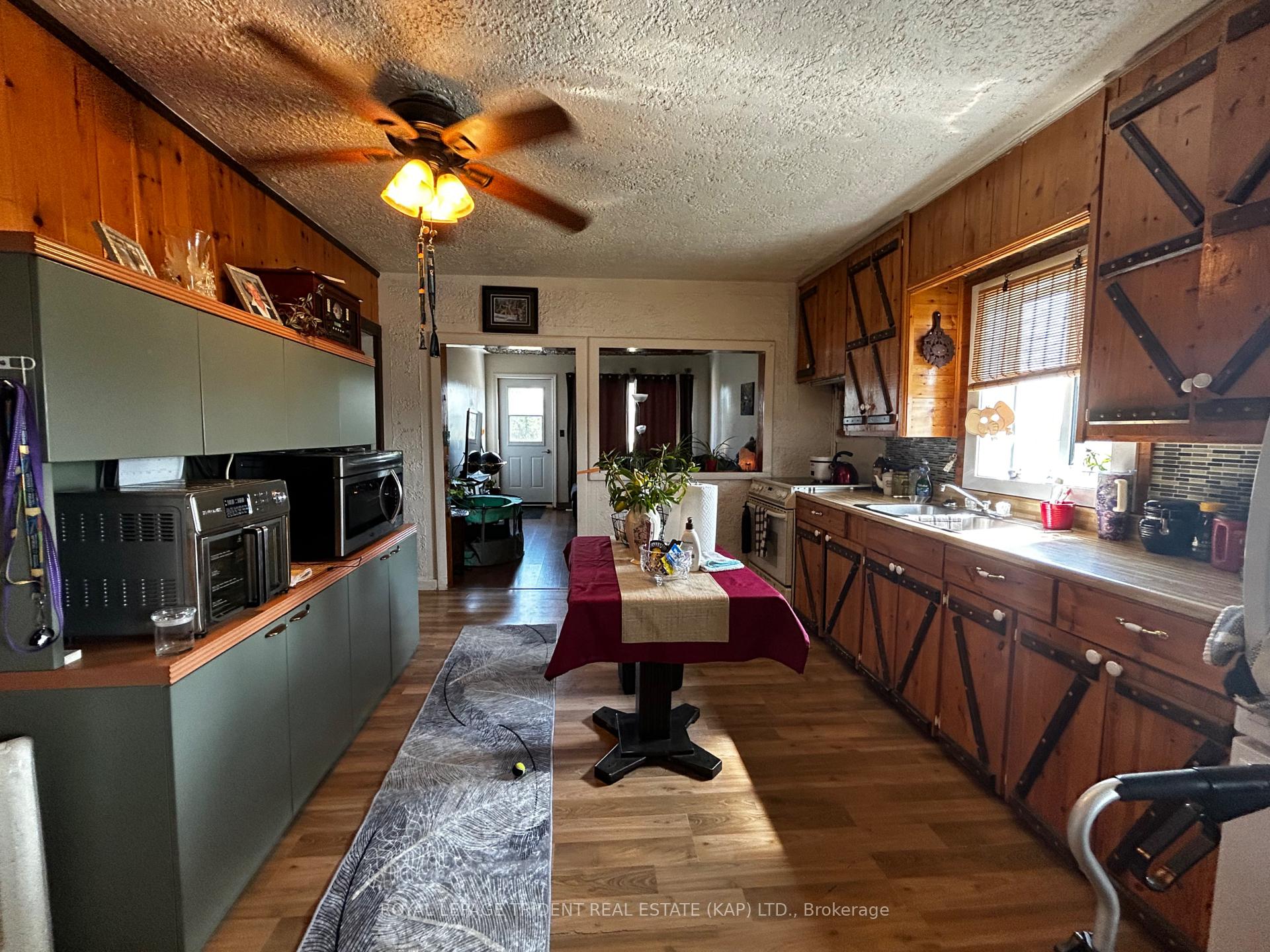 Photo 12 of 2 Albert Street, Kapuskasing — HOMEH