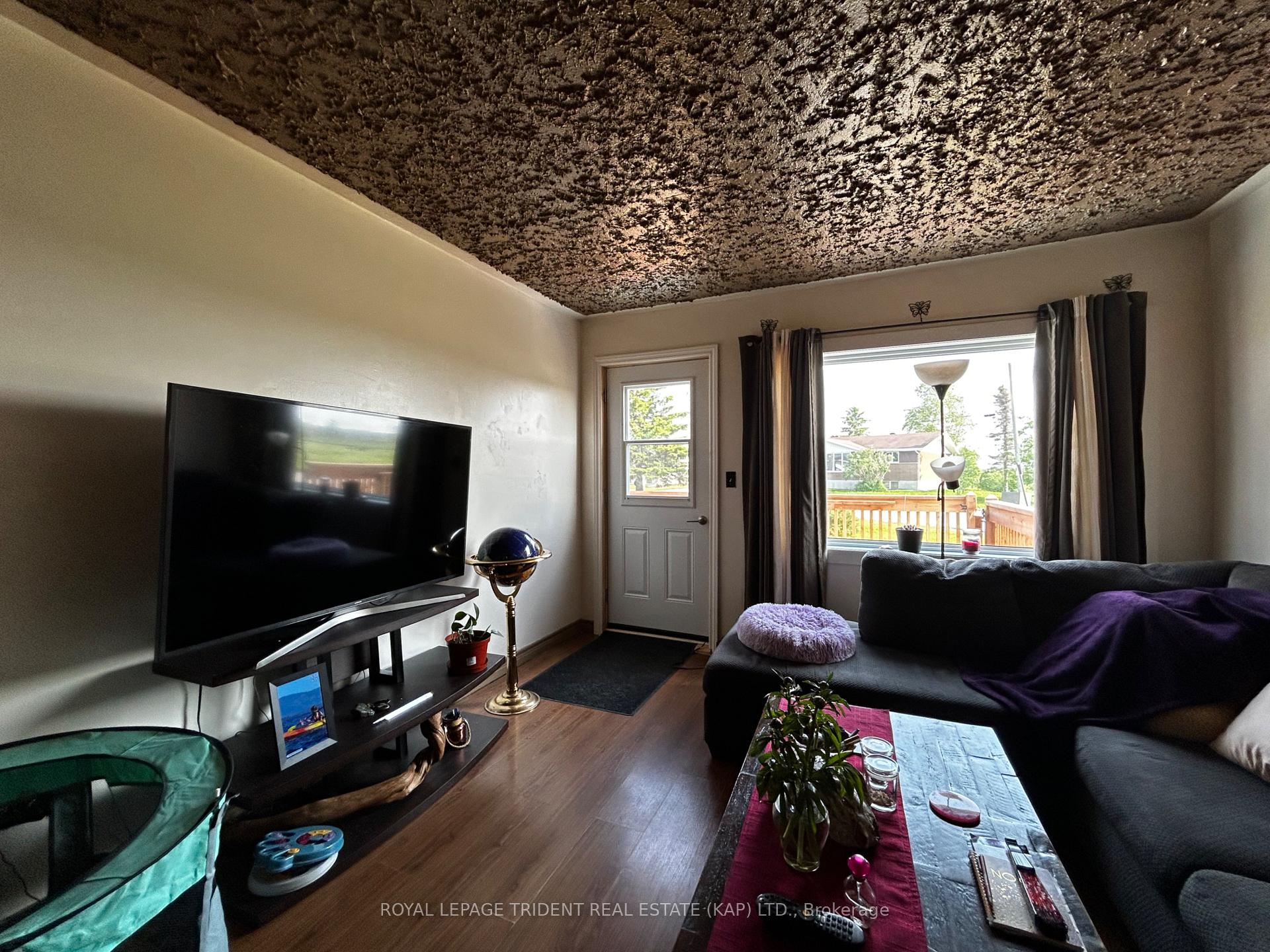 Photo 21 of 2 Albert Street, Kapuskasing — HOMEH