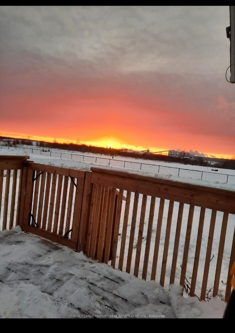 Photo 25 of 2 Albert Street, Kapuskasing — HOMEH