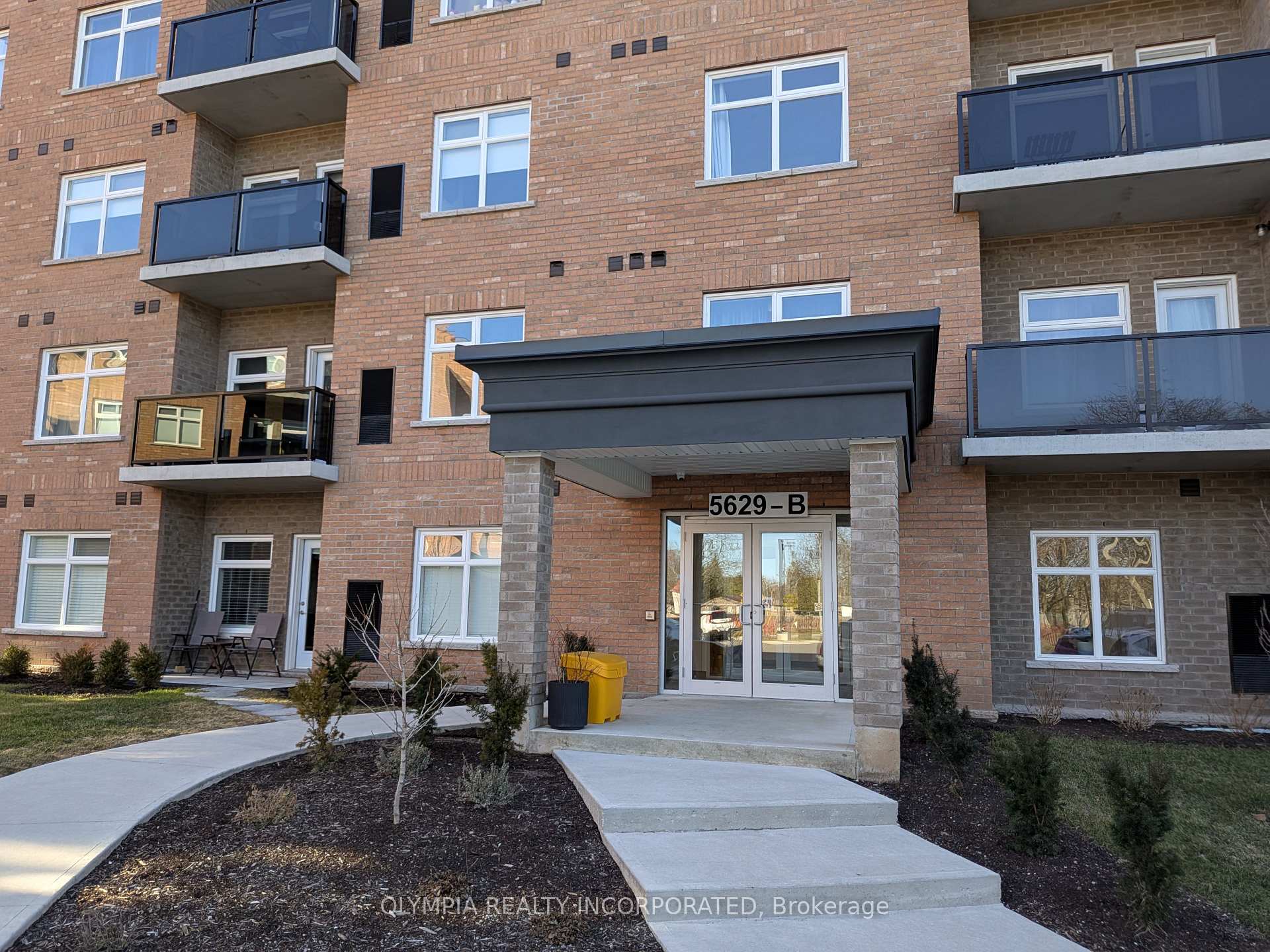 Front of Unit A305, 5629 Swayze Drive