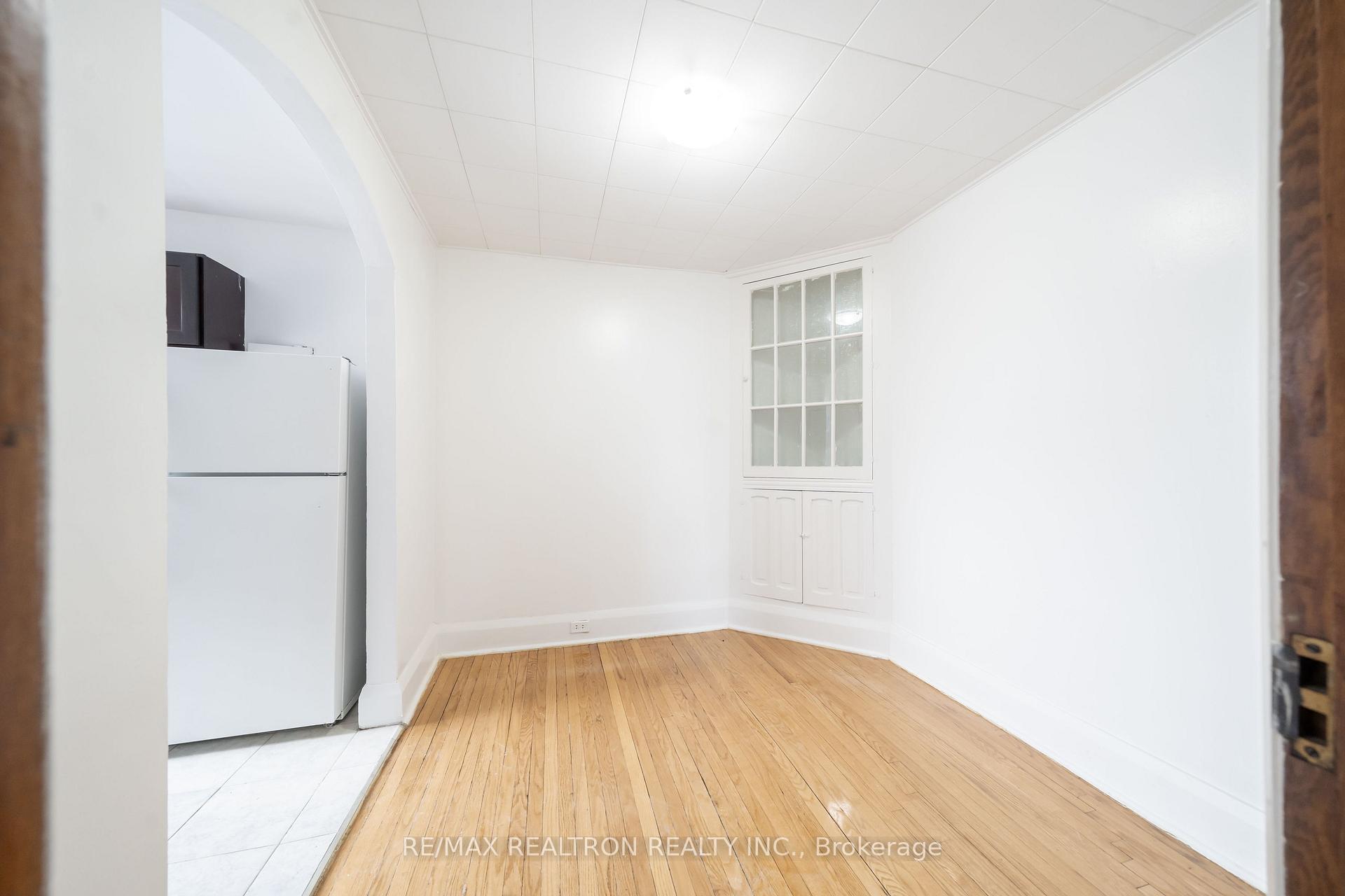 Photo 2 of Unit 95, 10 Kingston Road, Toronto, Woodbine Corridor — HOMEH