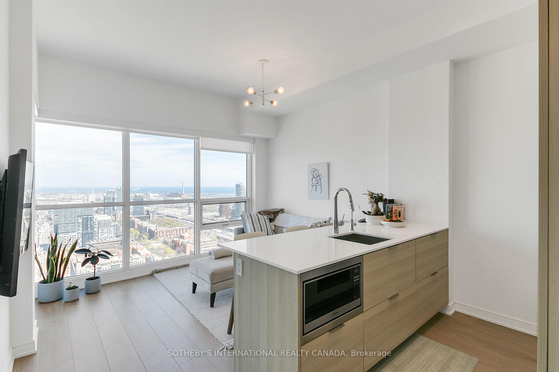 Photo 2 of Unit 4505, 88 Scott Street, Toronto, Waterfront Communities — HOMEH