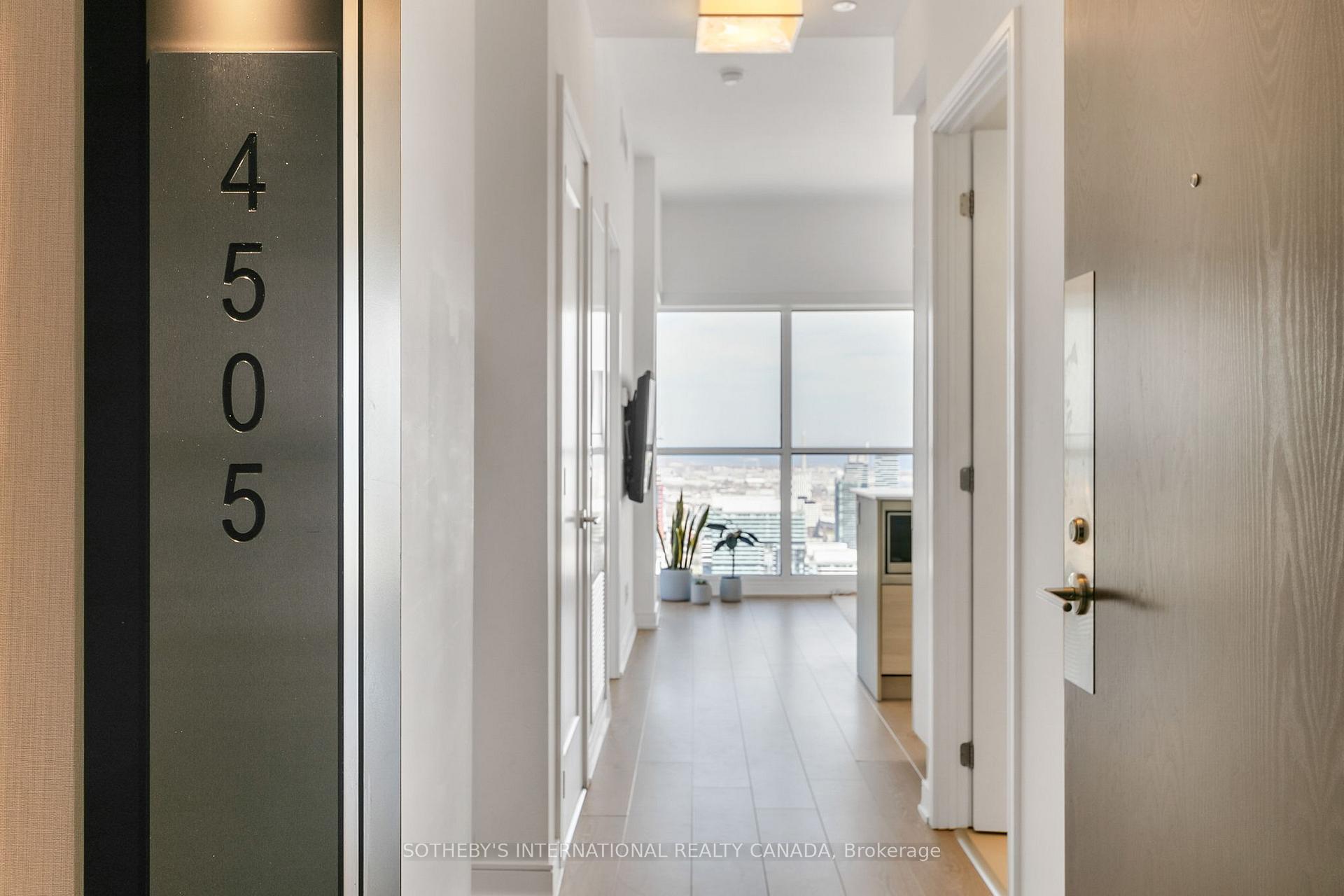 Photo 4 of Unit 4505, 88 Scott Street, Toronto, Waterfront Communities — HOMEH