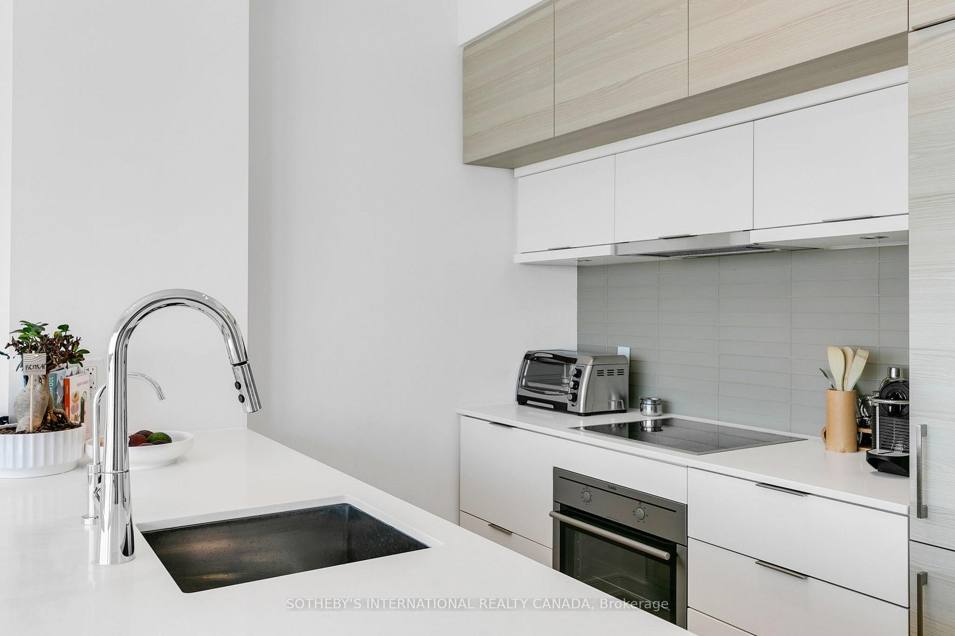 Photo 7 of Unit 4505, 88 Scott Street, Toronto, Waterfront Communities — HOMEH