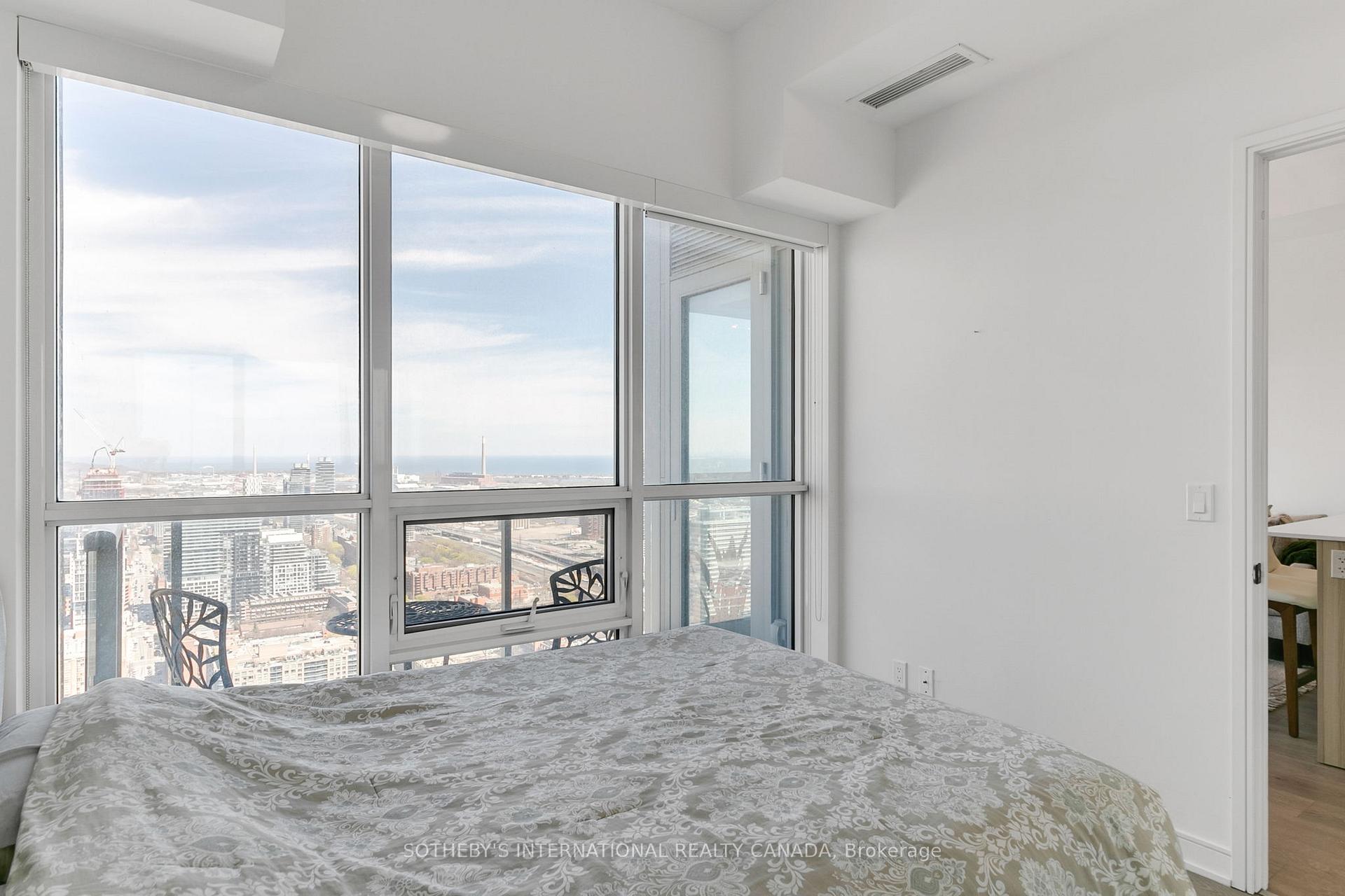 Photo 16 of Unit 4505, 88 Scott Street, Toronto, Waterfront Communities — HOMEH